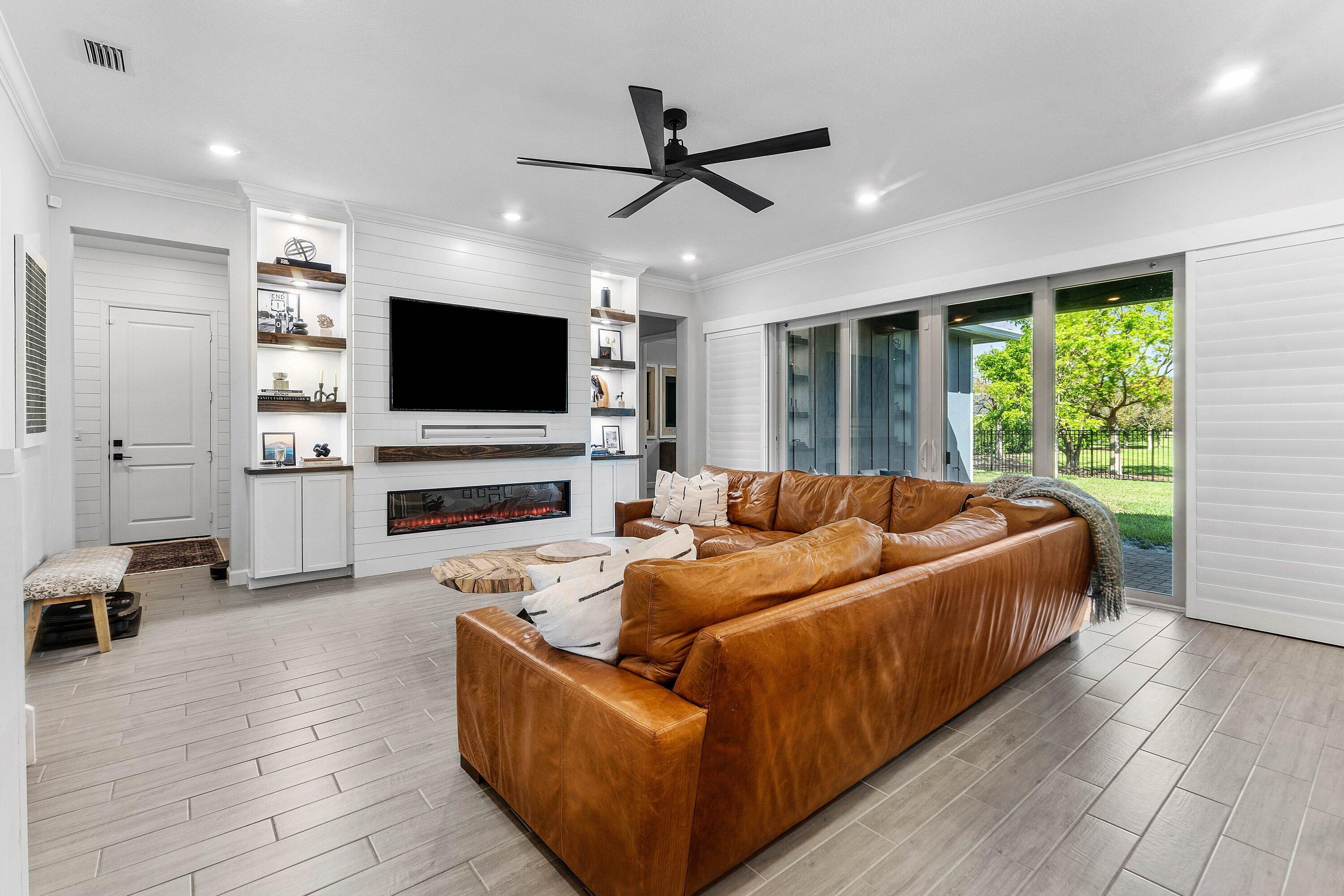ARDEN PUD POD E SOUTH - Residential Lease