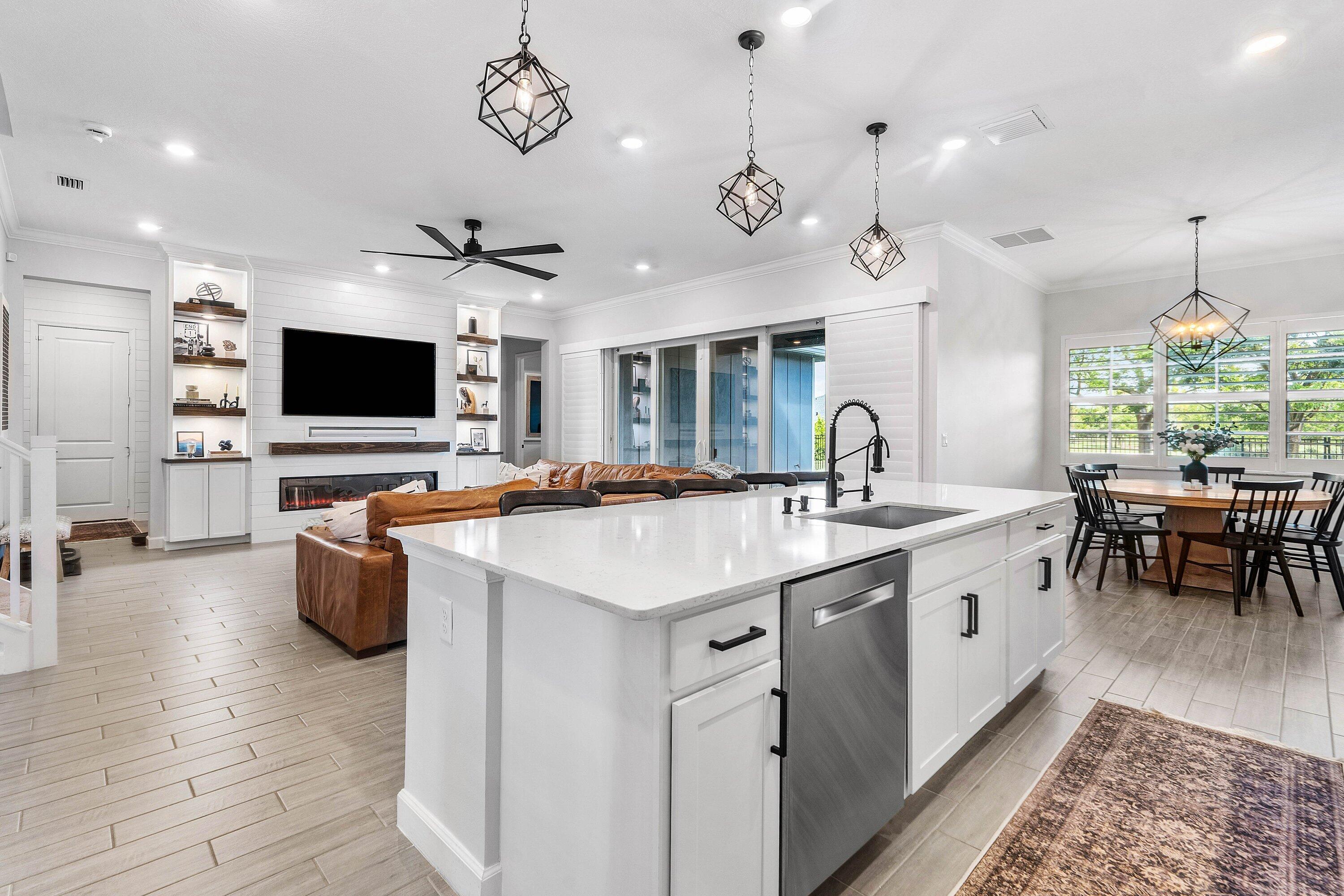 ARDEN PUD POD E SOUTH - Residential Lease