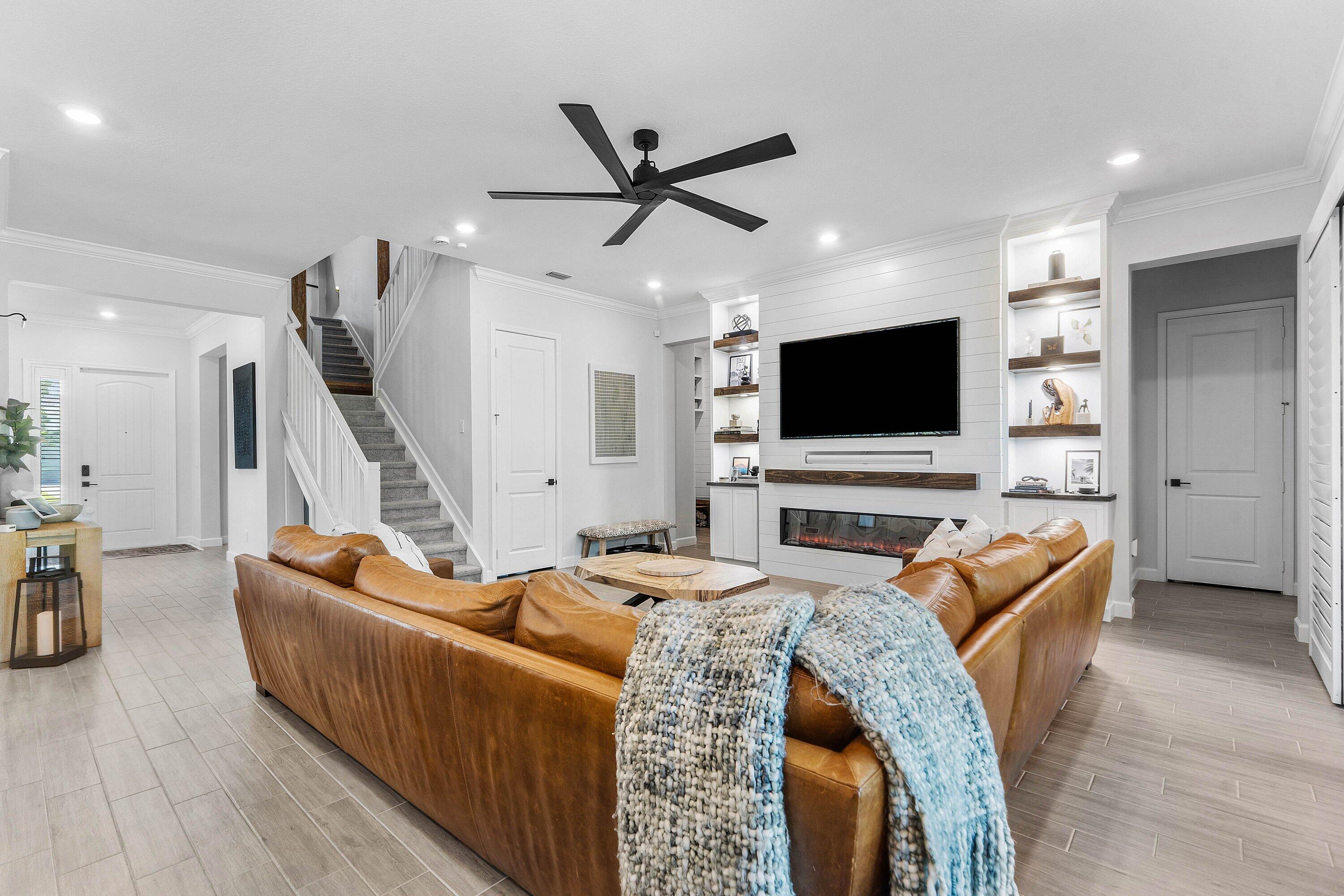 ARDEN PUD POD E SOUTH - Residential Lease
