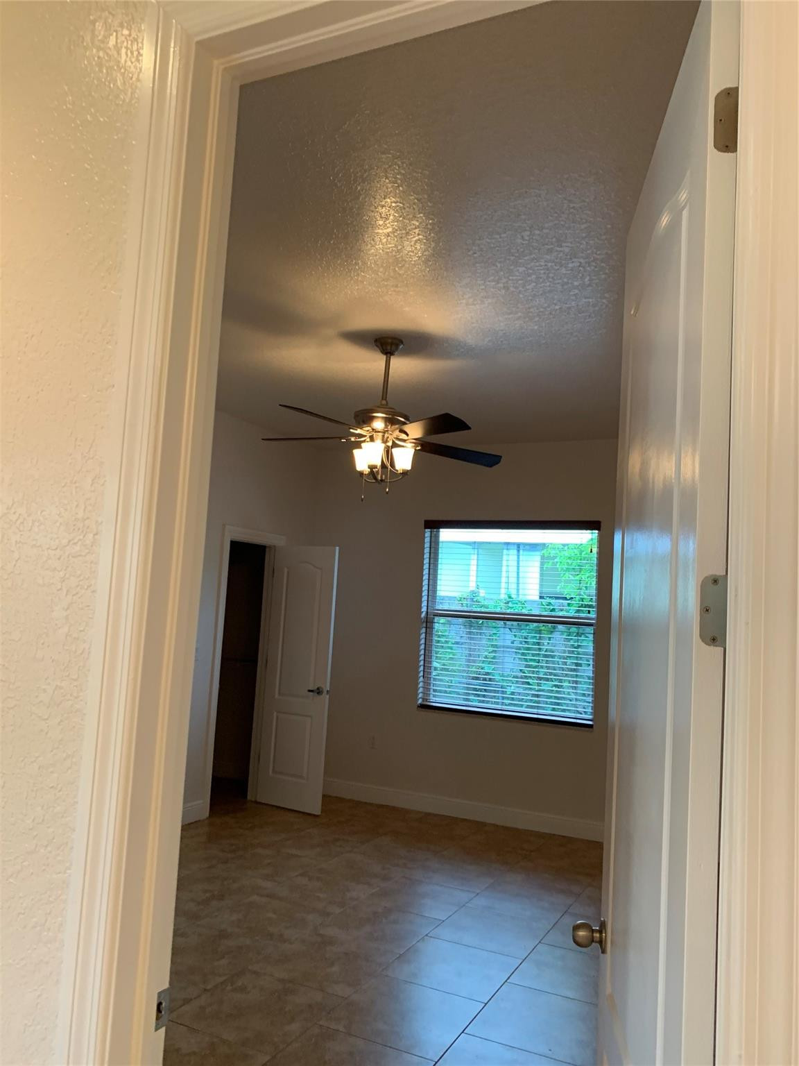 SE DANIA BEACH - Residential Lease
