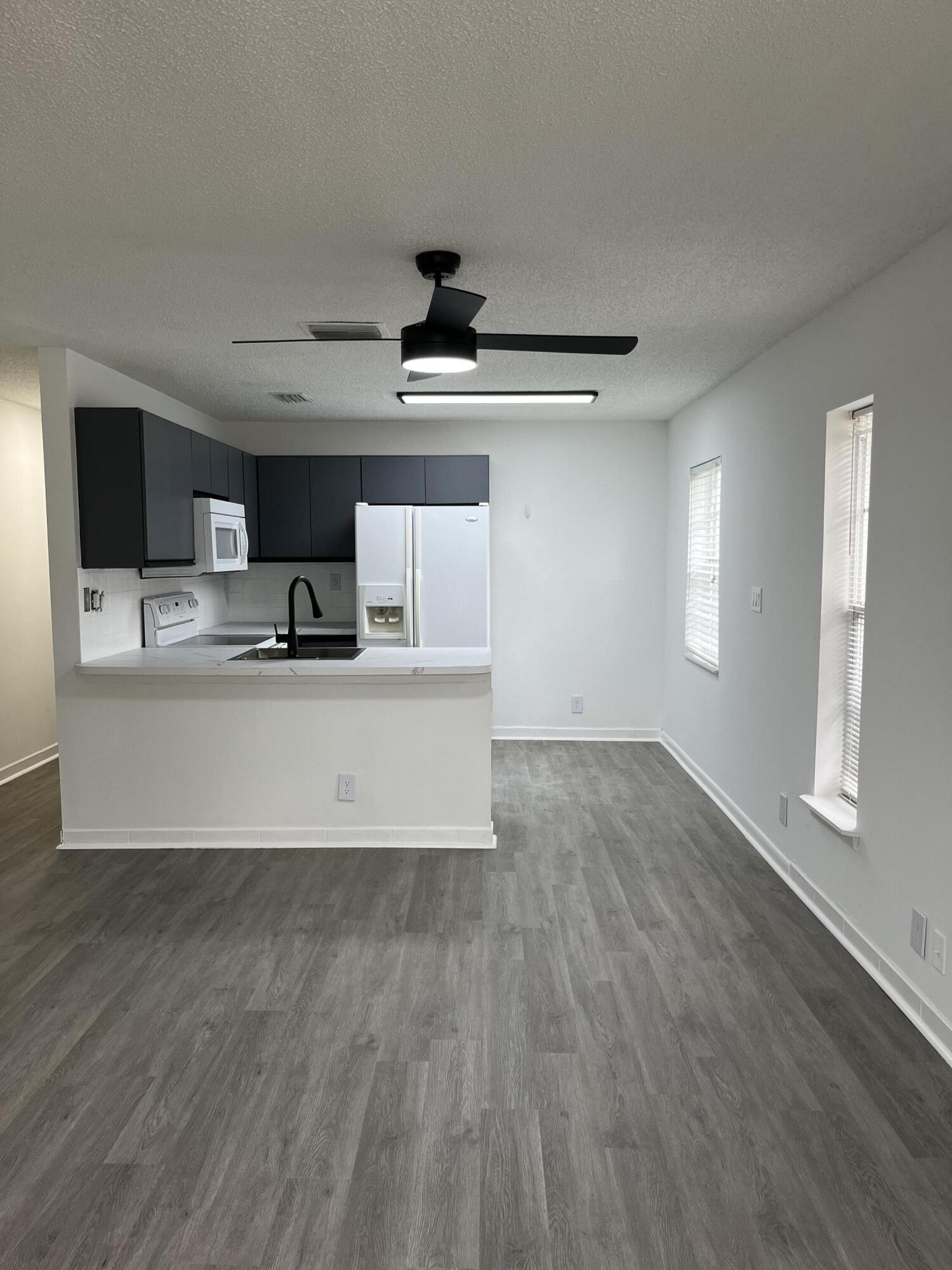 GREATER BOYNTON PLACE 3 - Residential