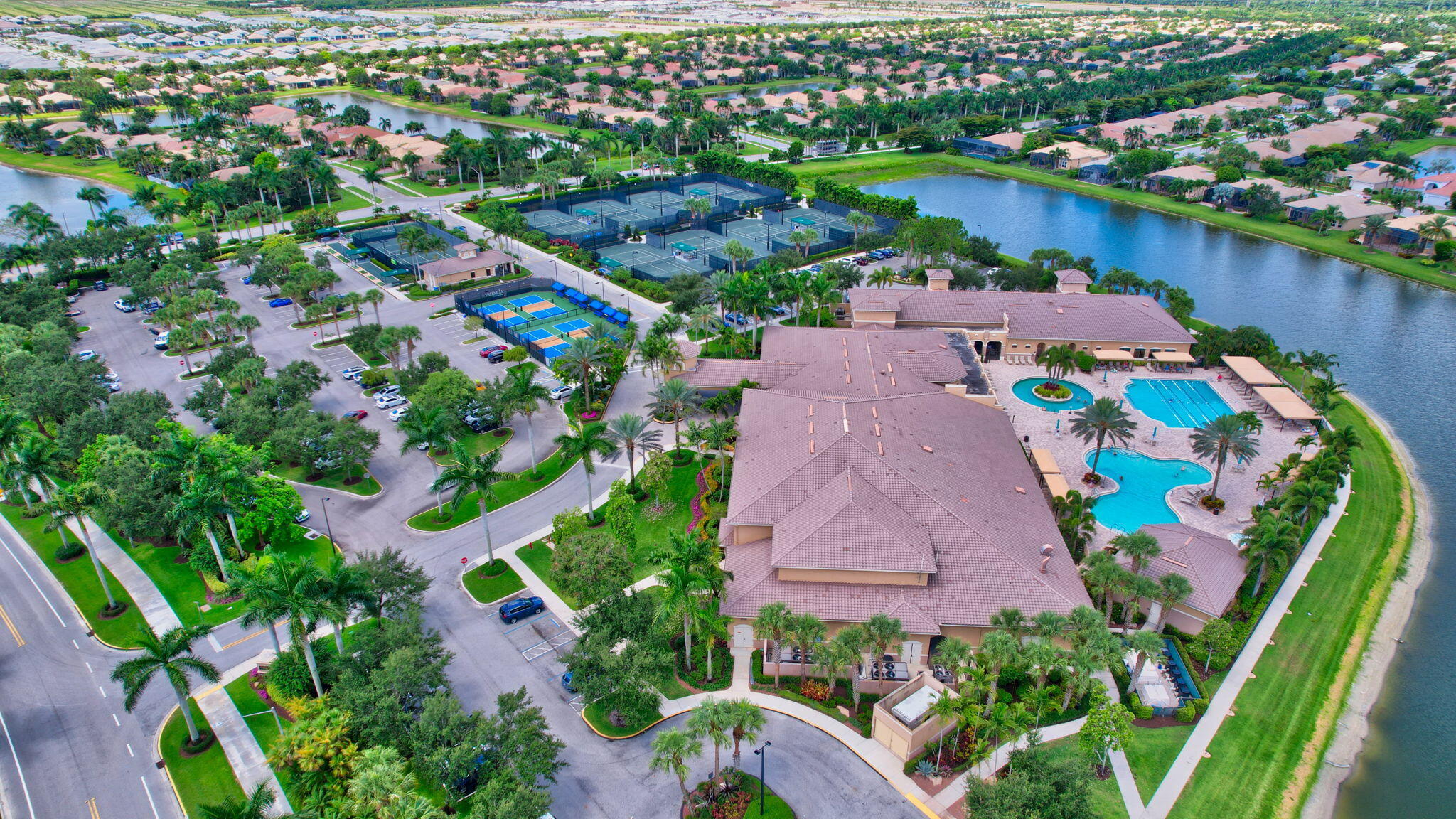 KINGS POINT NORMANDY CONDOS - Residential