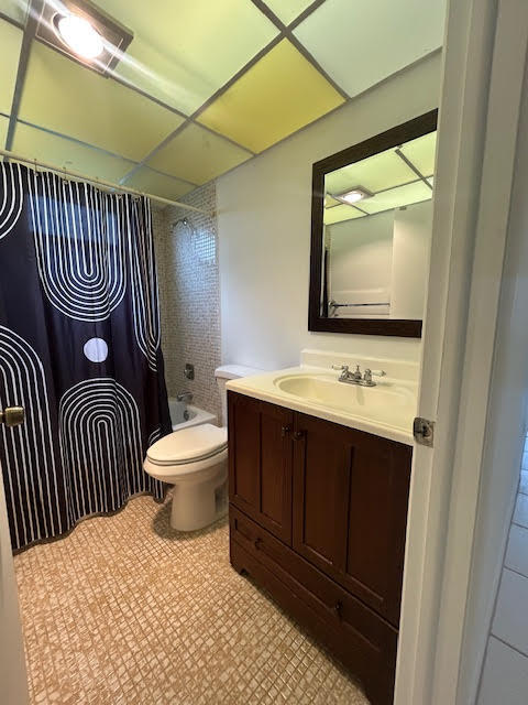 KINGS POINT NORMANDY CONDOS - Residential