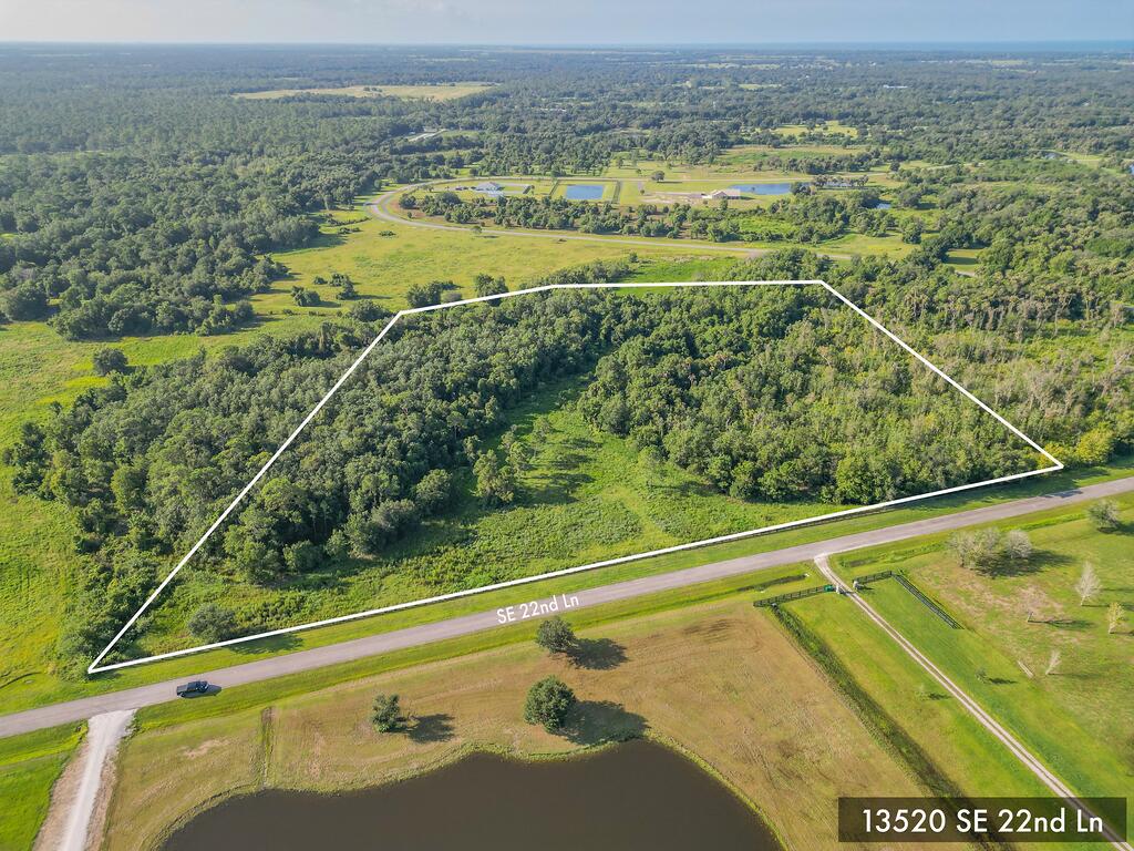 Build your dream home in the private gated ranchette community of Bridlewood Ranches. This parcel in nestled in the back of the subdivision on over 10 acres. Enjoy Privacy and all the wildlife the county has to offer while being only 20min from shopping and dinning in downtown Okeechobee and 30min to the interstate.