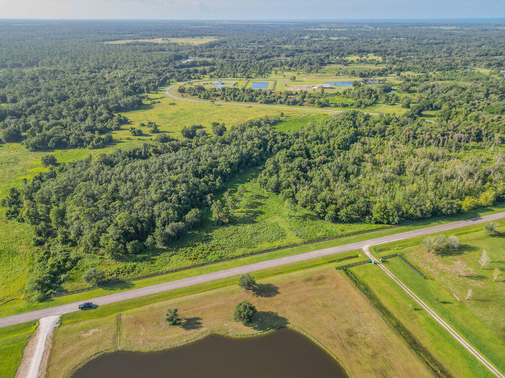BRIDLEWOOD RANCHES - Land