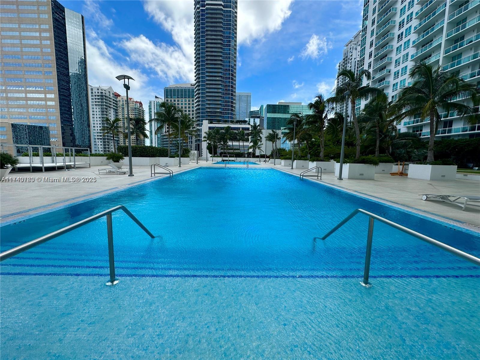 THE PLAZA 851 BRICKELL CONDO - Residential Lease