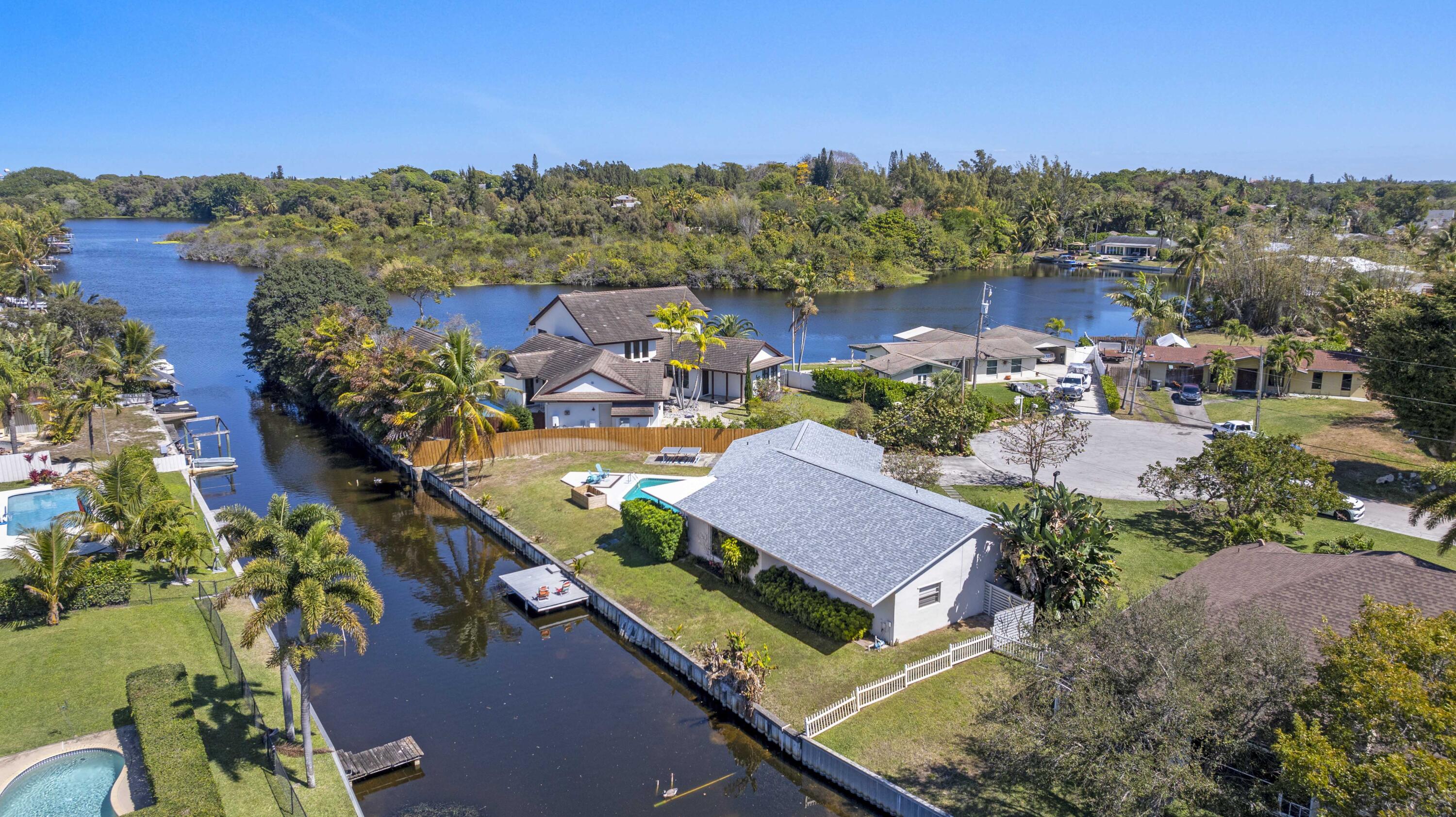 ISLAND ESTATES - Residential