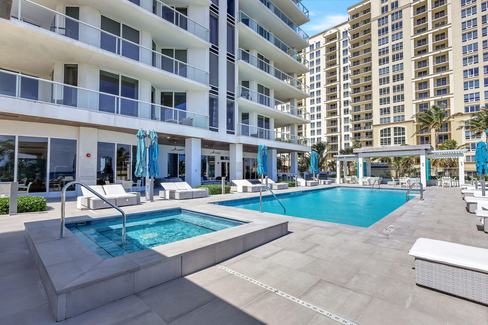 VISTABLUE SINGER ISLAND CONDO - Residential