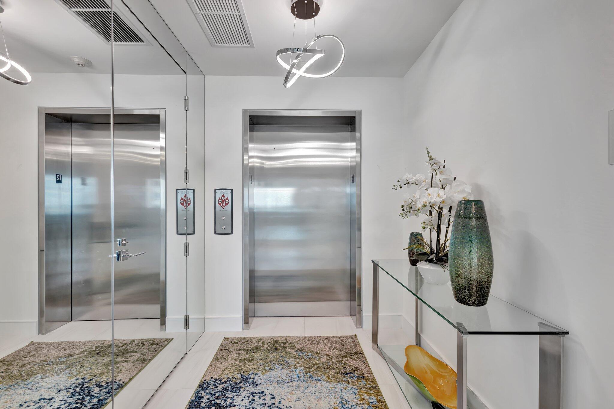 VISTABLUE SINGER ISLAND CONDO - Residential