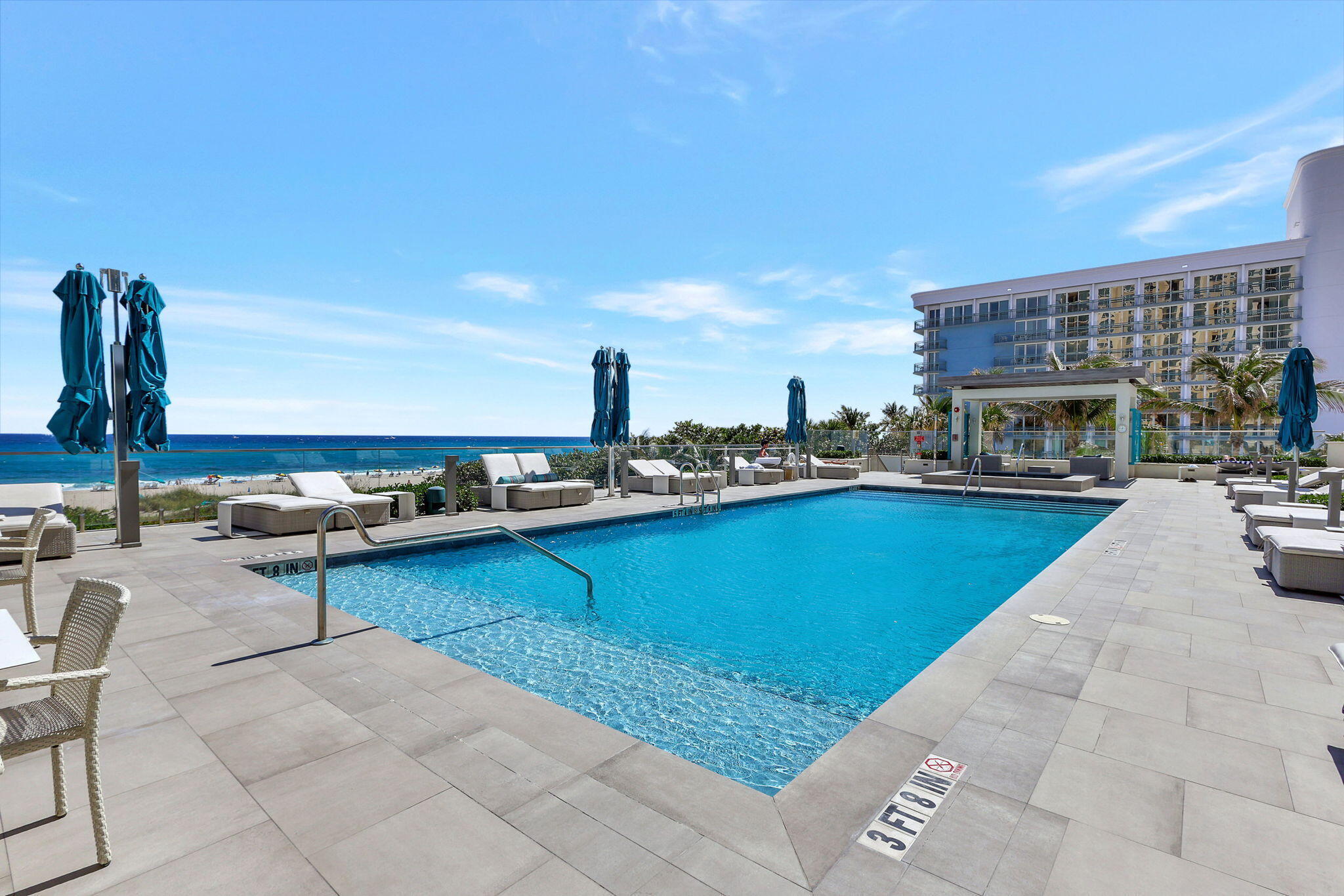 VISTABLUE SINGER ISLAND CONDO - Residential