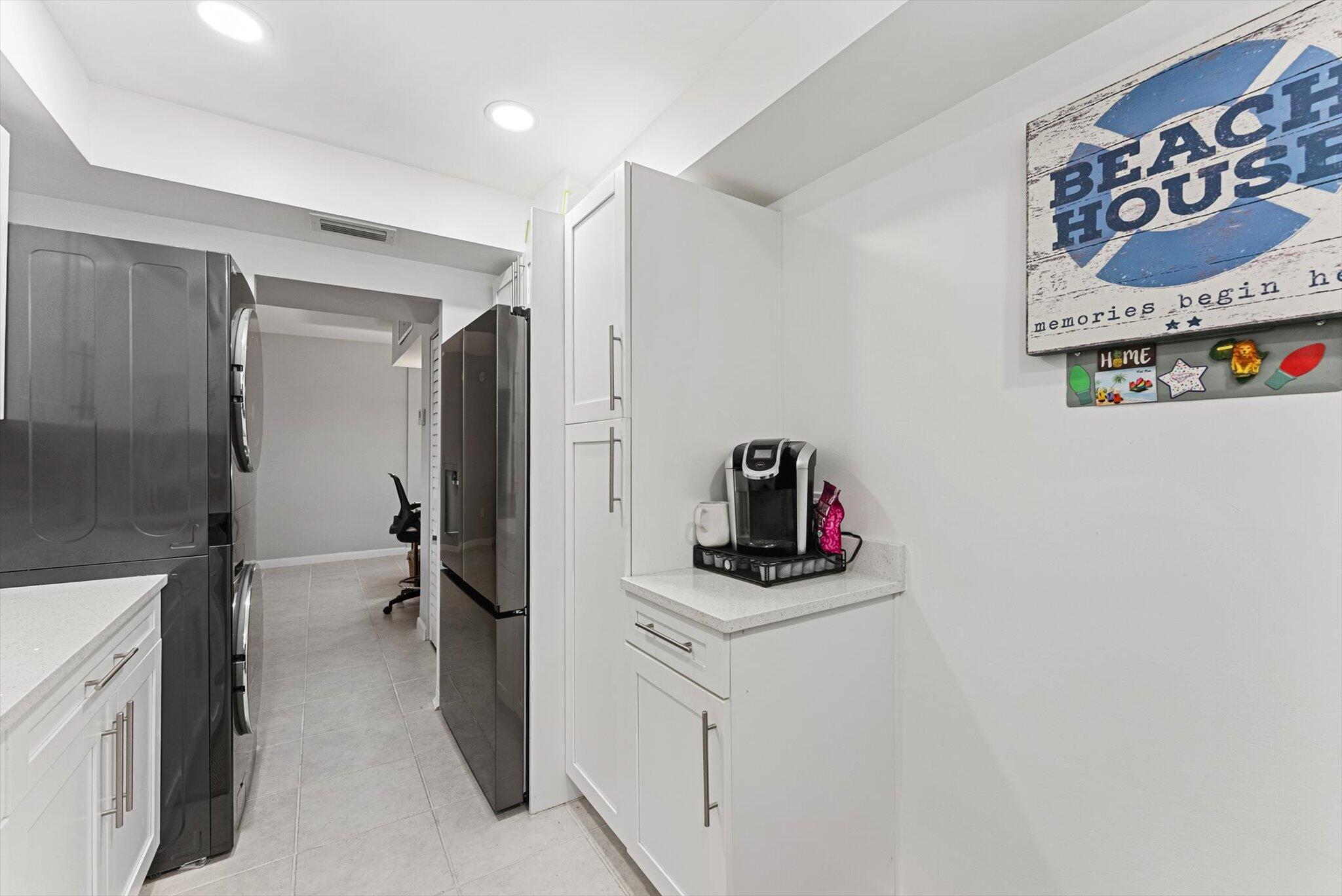 PATRICIAN OF PALM BEACH CONDO - Residential