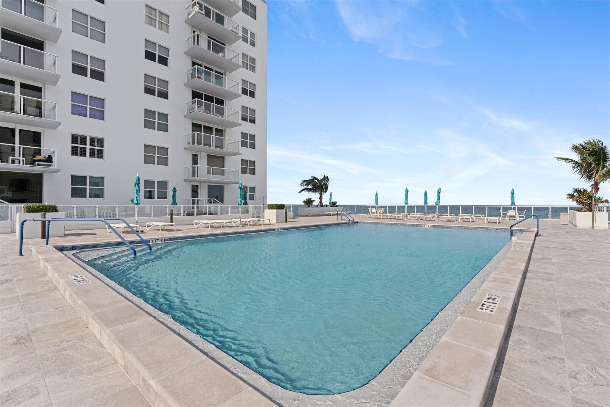 PATRICIAN OF PALM BEACH CONDO - Residential