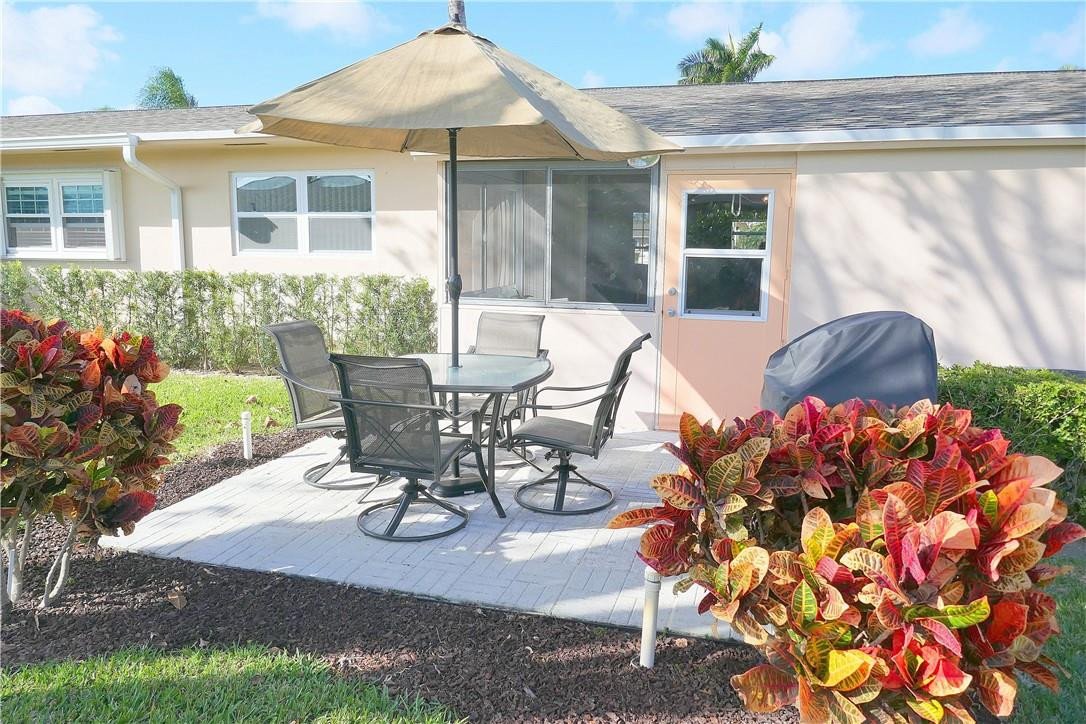 CRESTHAVEN - DUDLEY - Residential