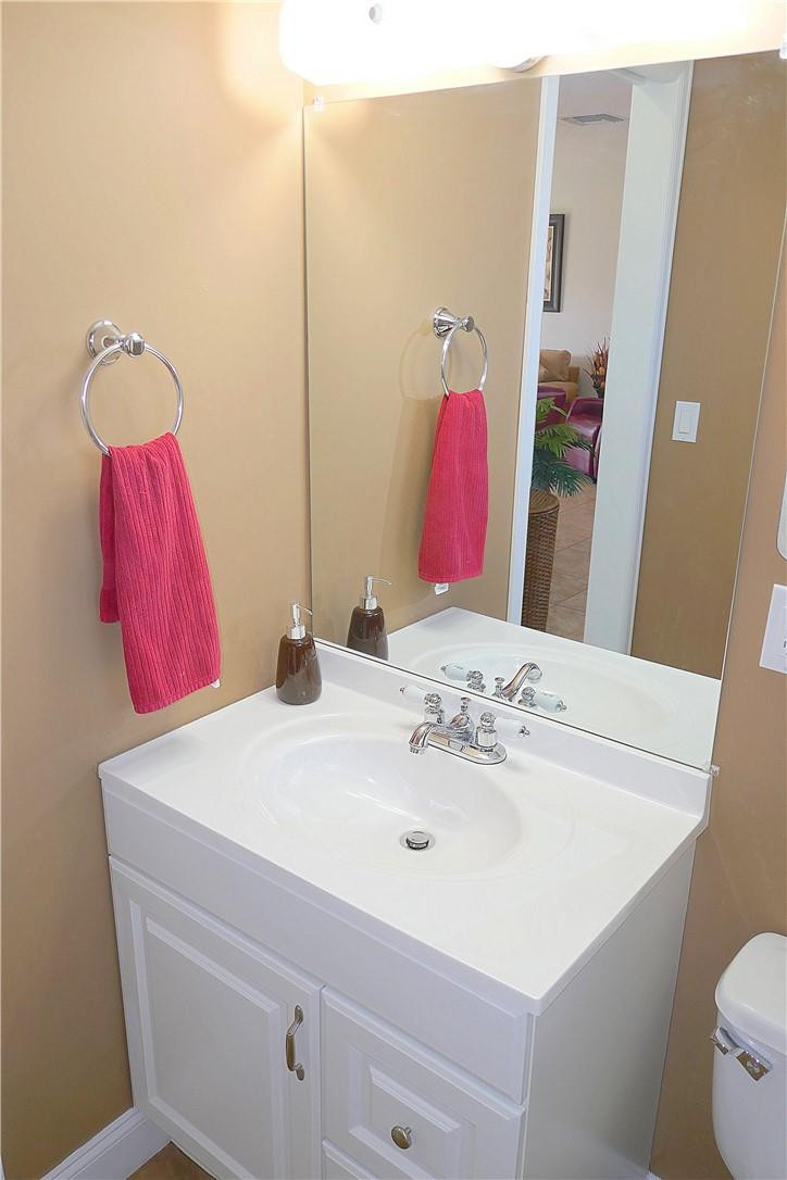 CRESTHAVEN - DUDLEY - Residential