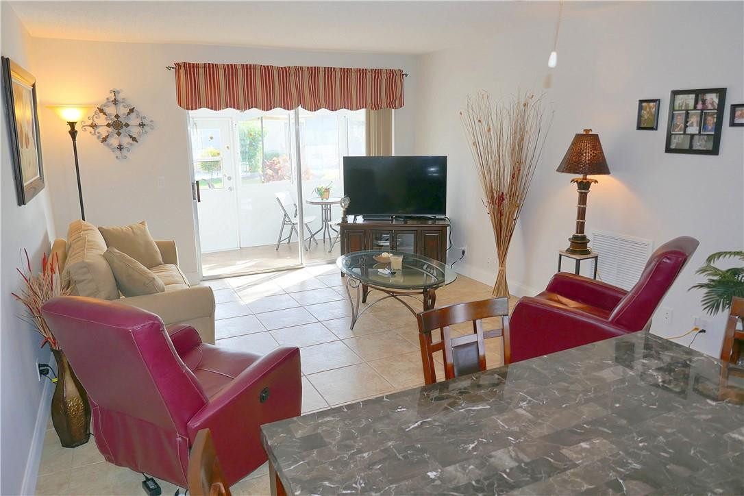 CRESTHAVEN - DUDLEY - Residential