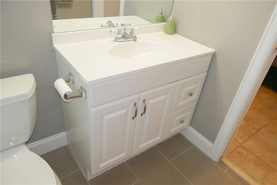 CRESTHAVEN - DUDLEY - Residential