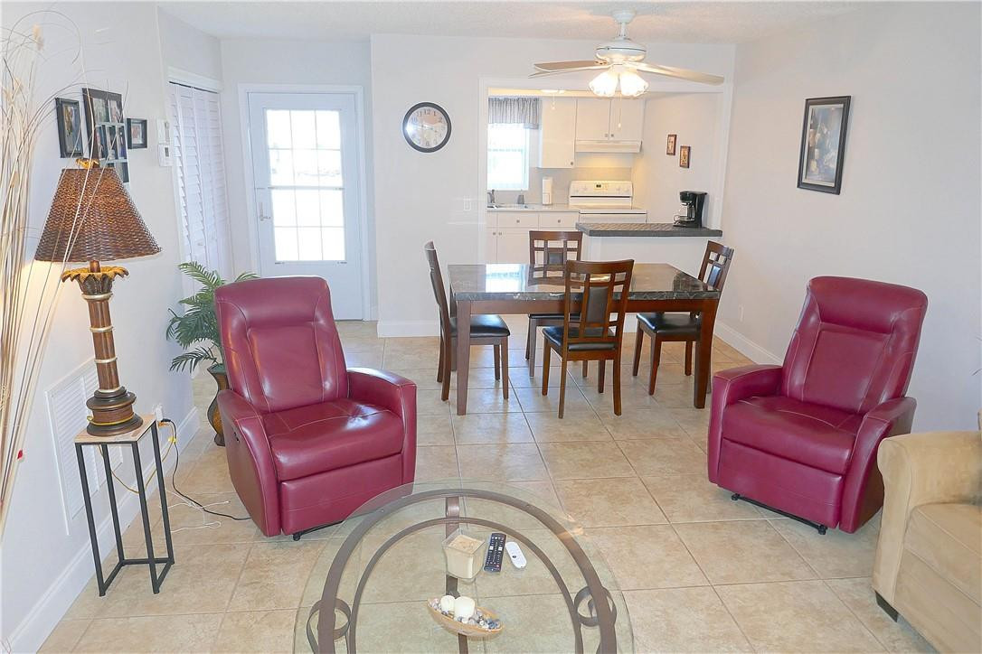 CRESTHAVEN - DUDLEY - Residential