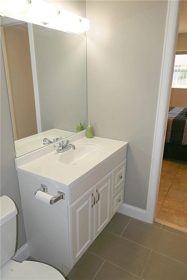 CRESTHAVEN - DUDLEY - Residential
