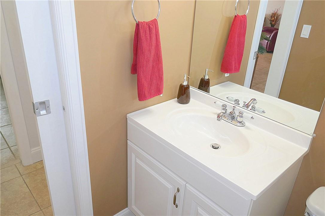 CRESTHAVEN - DUDLEY - Residential