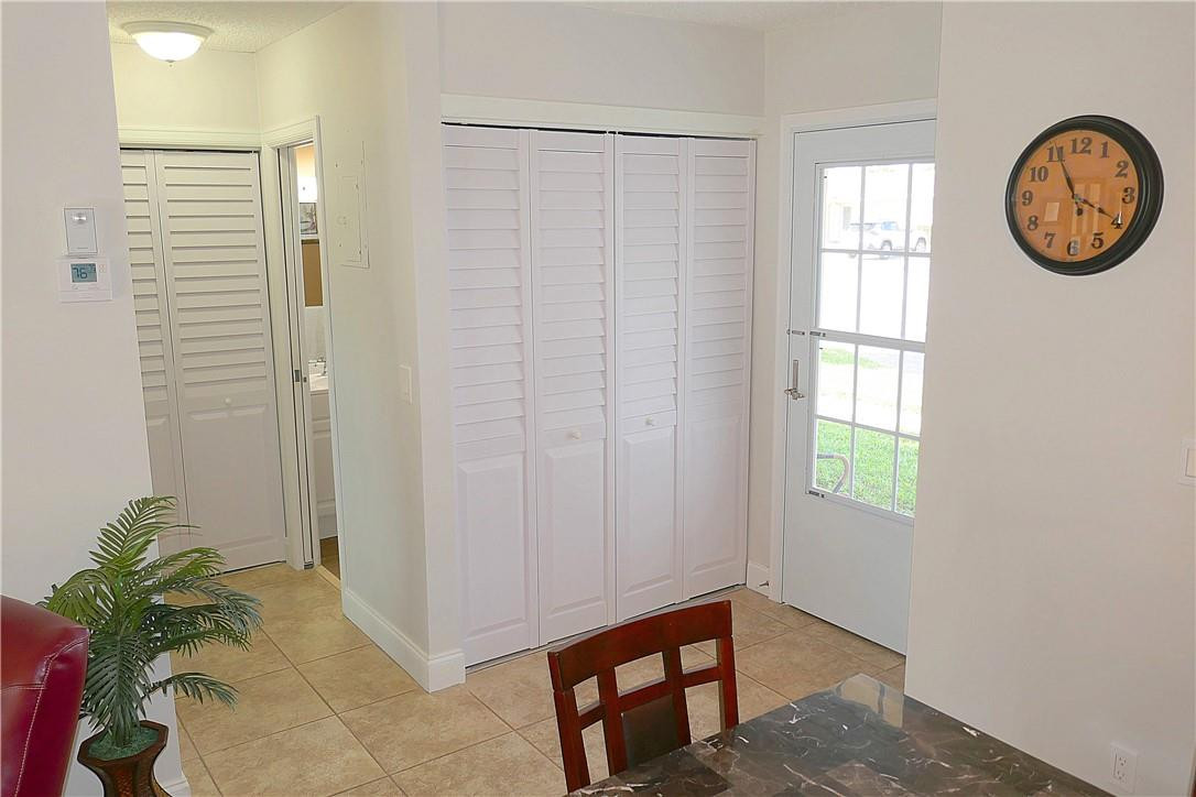 CRESTHAVEN - DUDLEY - Residential