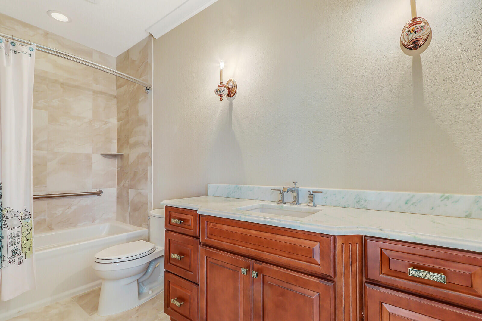 YACHT & COUNTRY CLUB OF STUART - Residential