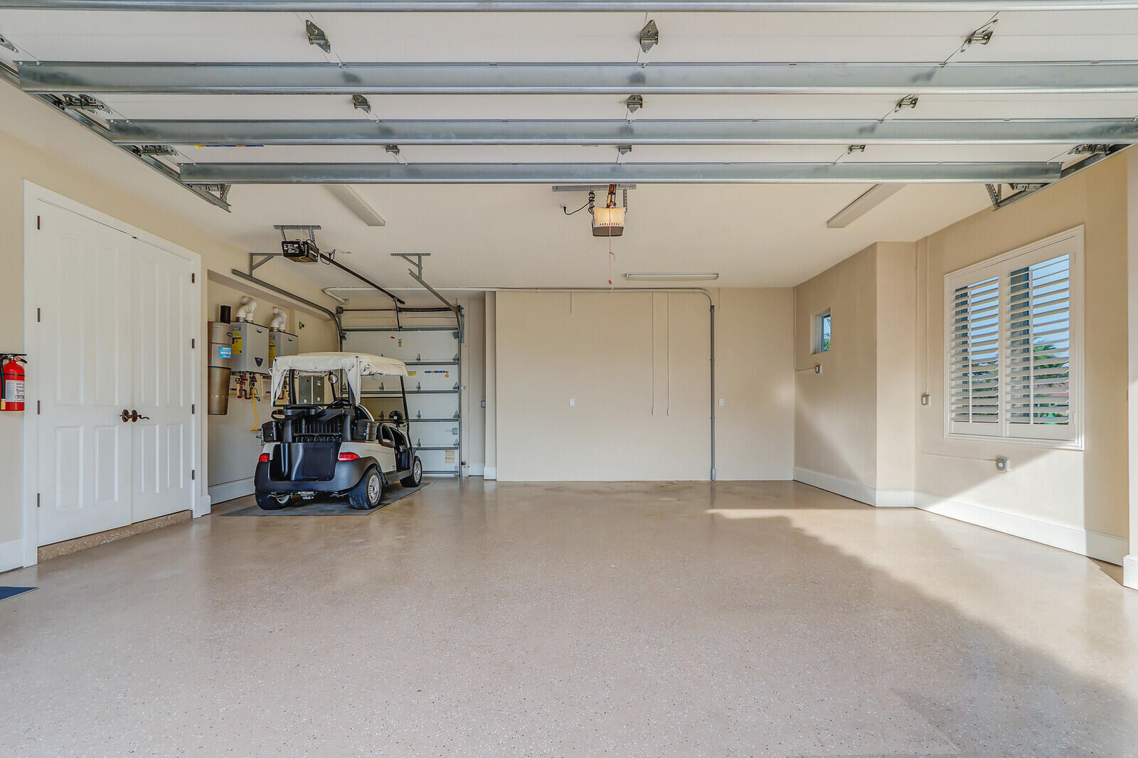 YACHT & COUNTRY CLUB OF STUART - Residential