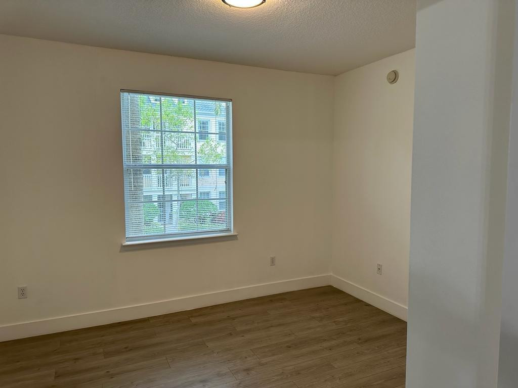 SOMERSET AT ABACOA CONDO - Residential Lease