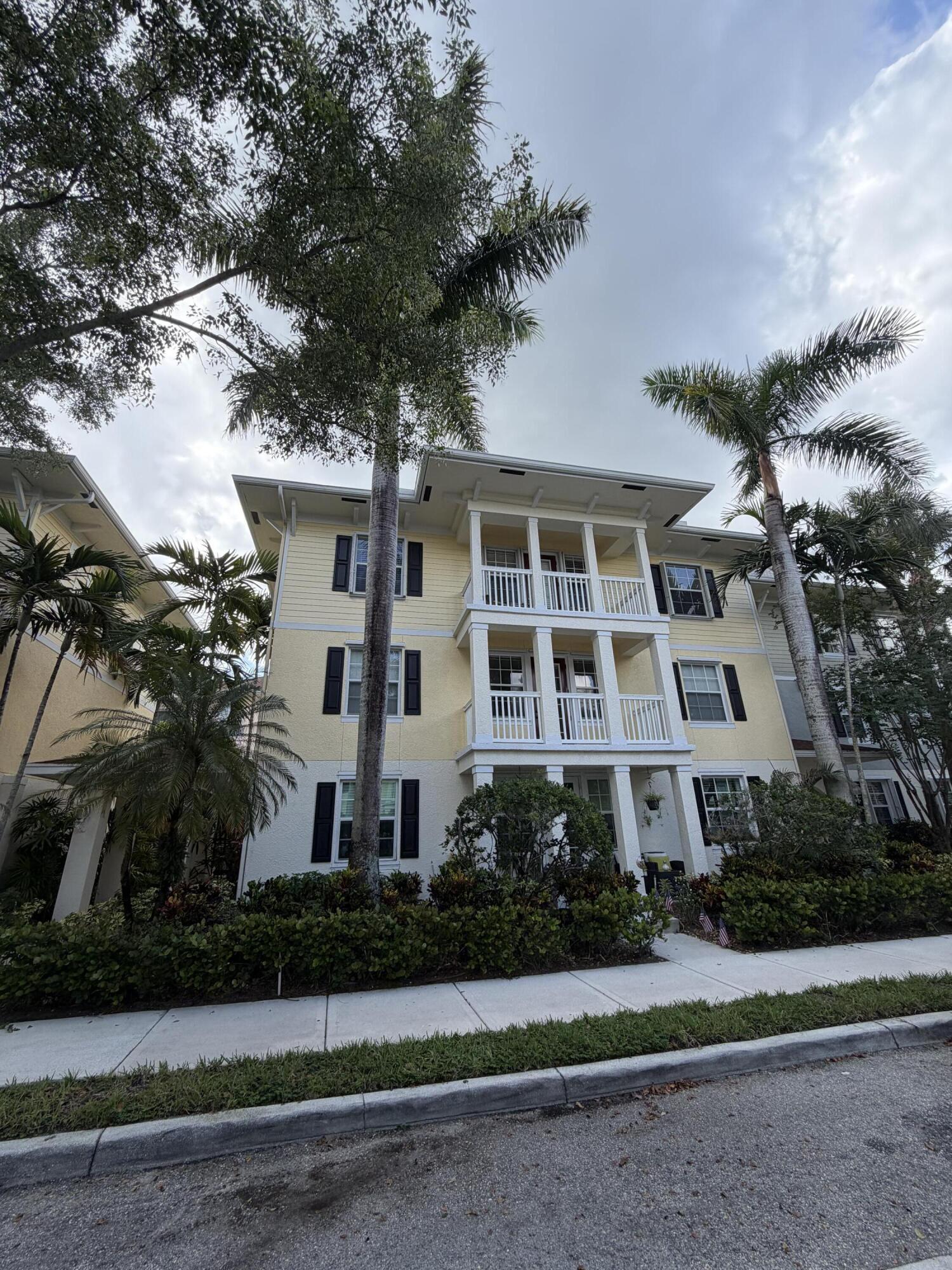 SOMERSET AT ABACOA CONDO - Residential Lease