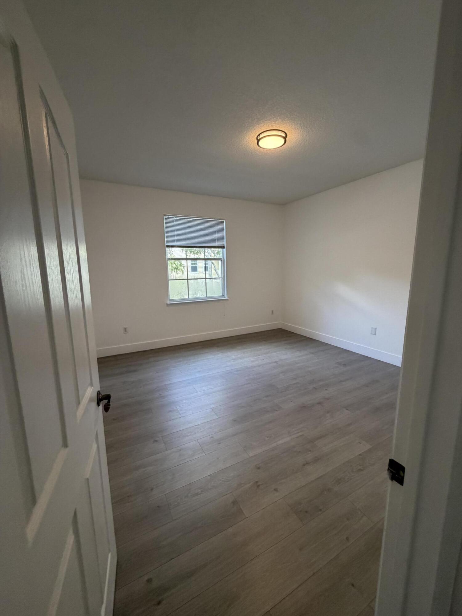 SOMERSET AT ABACOA CONDO - Residential Lease