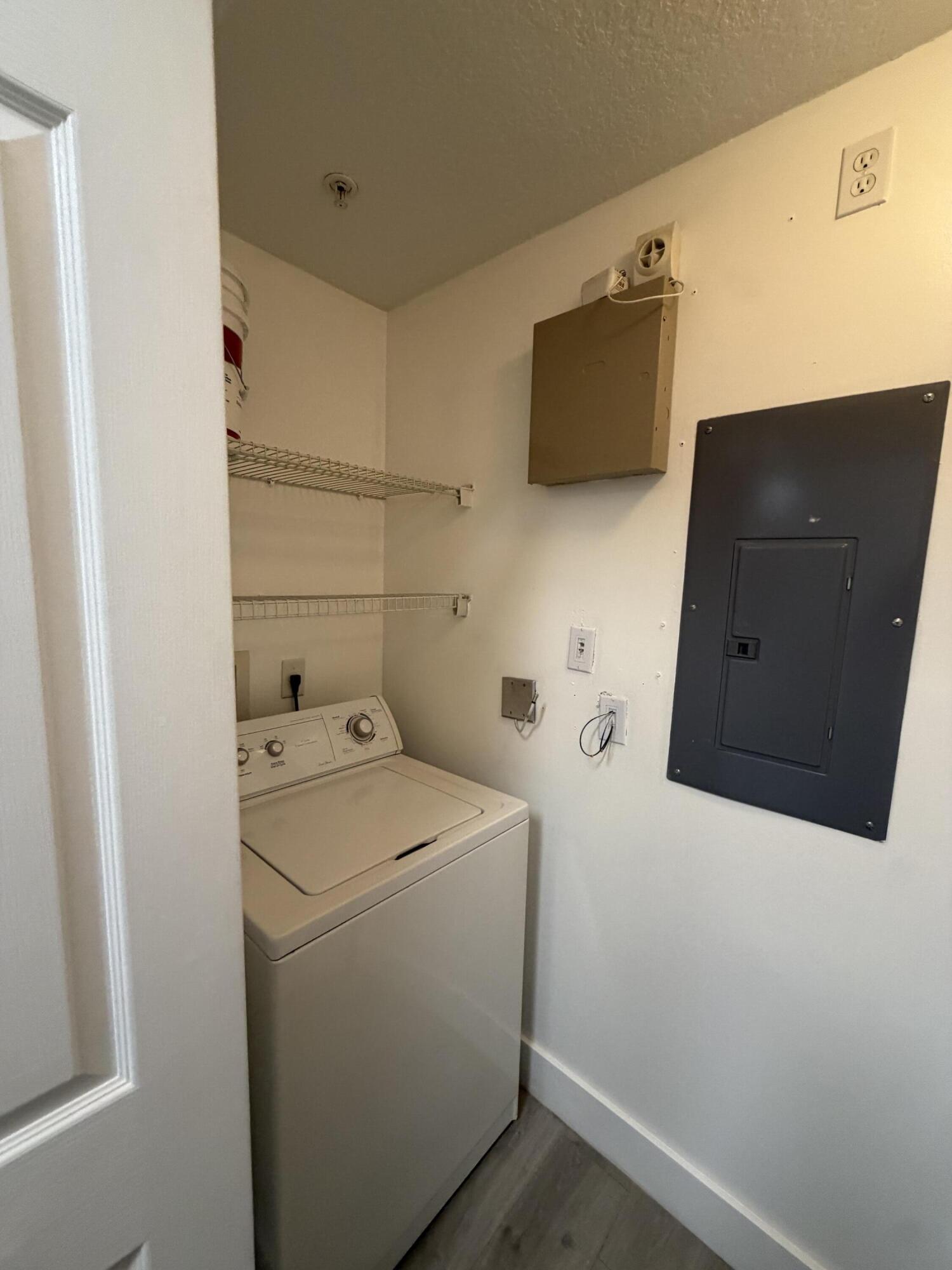 SOMERSET AT ABACOA CONDO - Residential Lease