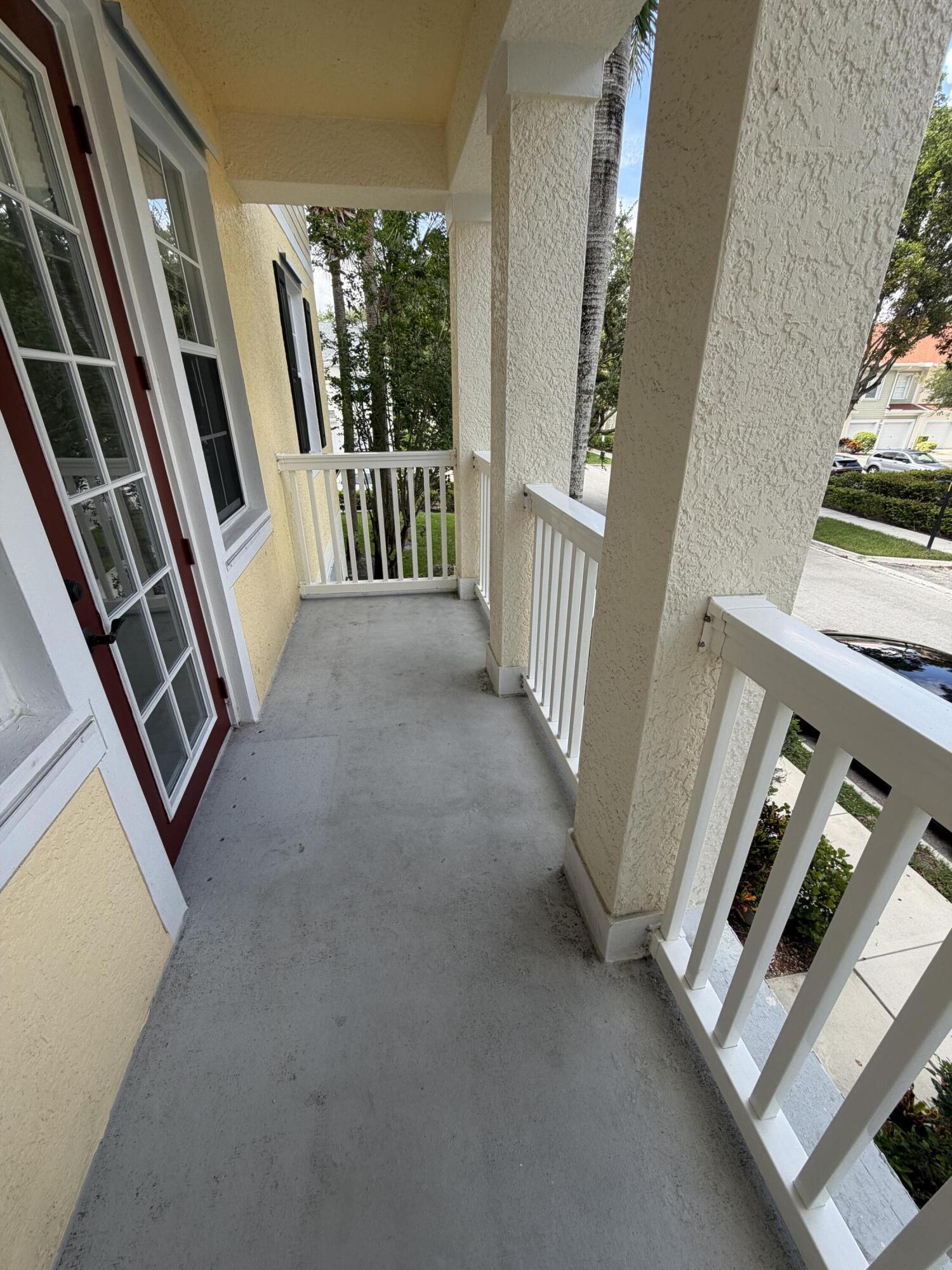 SOMERSET AT ABACOA CONDO - Residential Lease