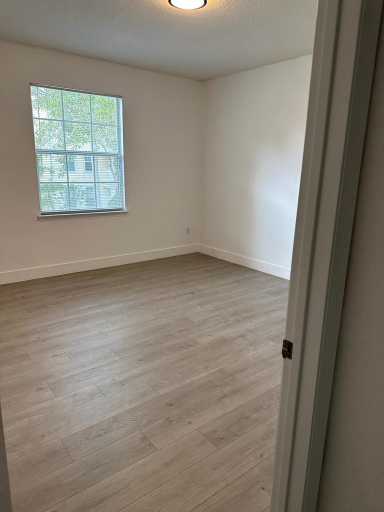 SOMERSET AT ABACOA CONDO - Residential Lease