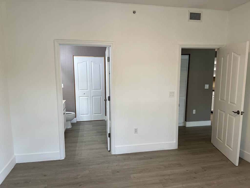 SOMERSET AT ABACOA CONDO - Residential Lease