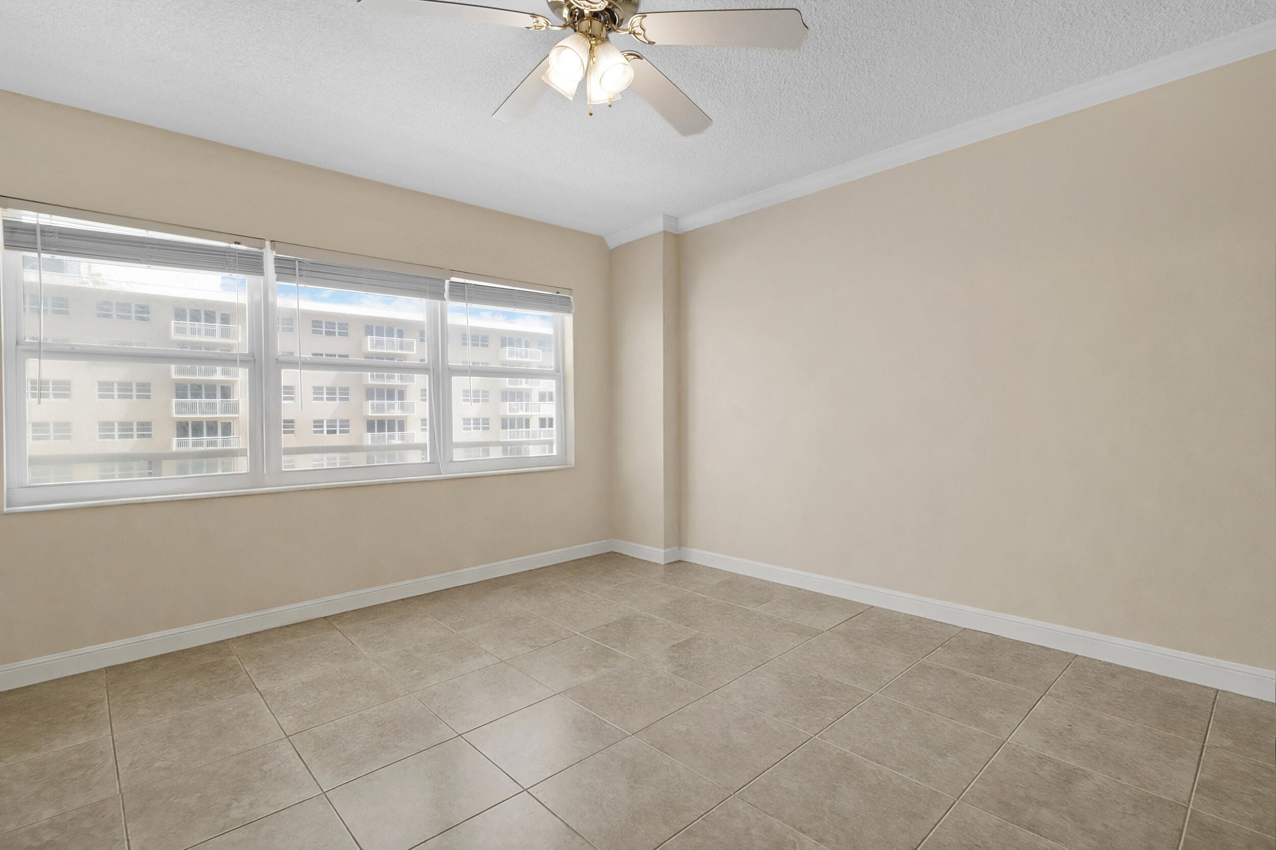 SEA MONARCH CONDO - Residential