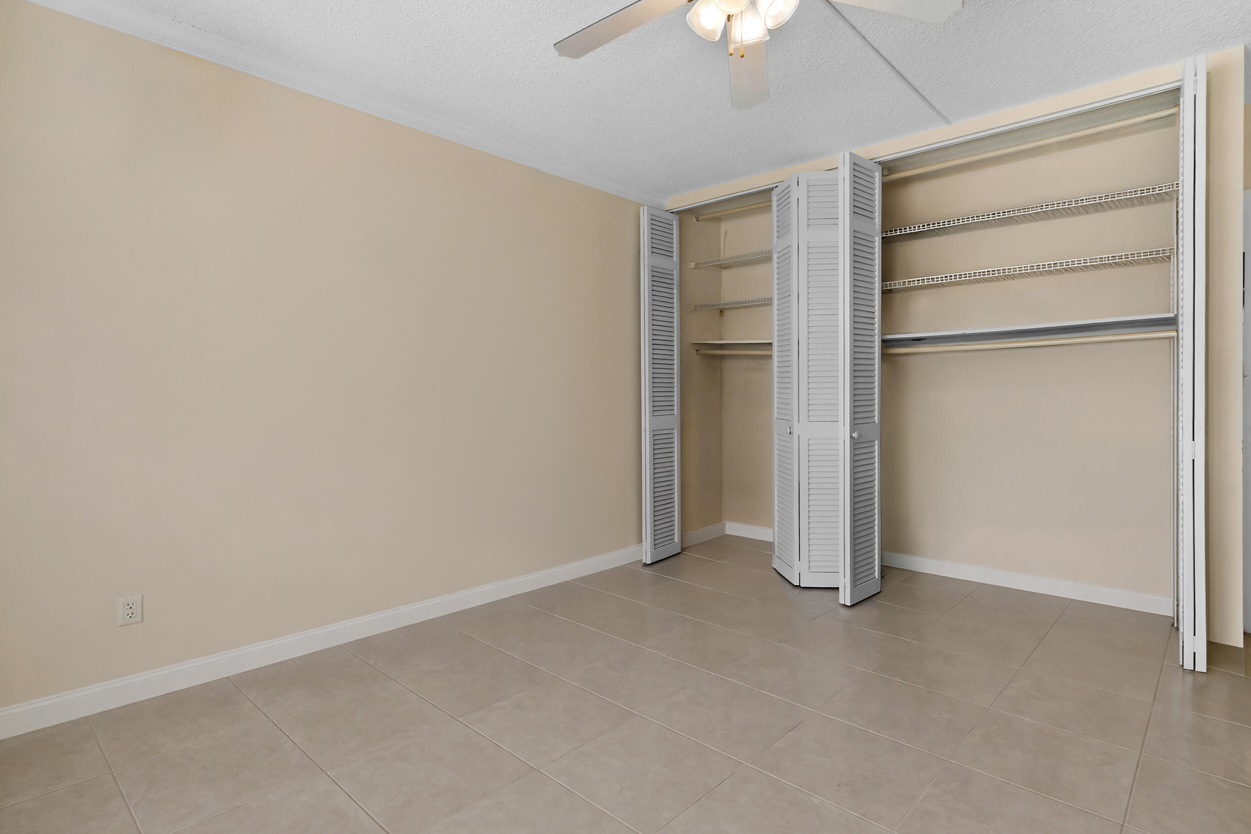 SEA MONARCH CONDO - Residential