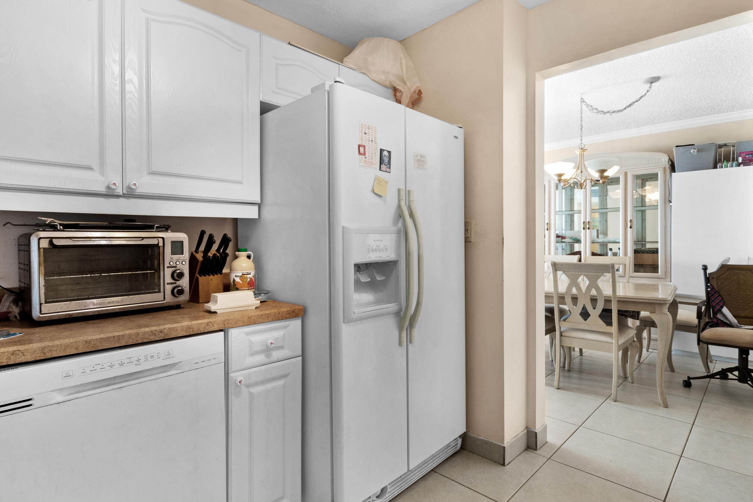 SEA MONARCH CONDO - Residential