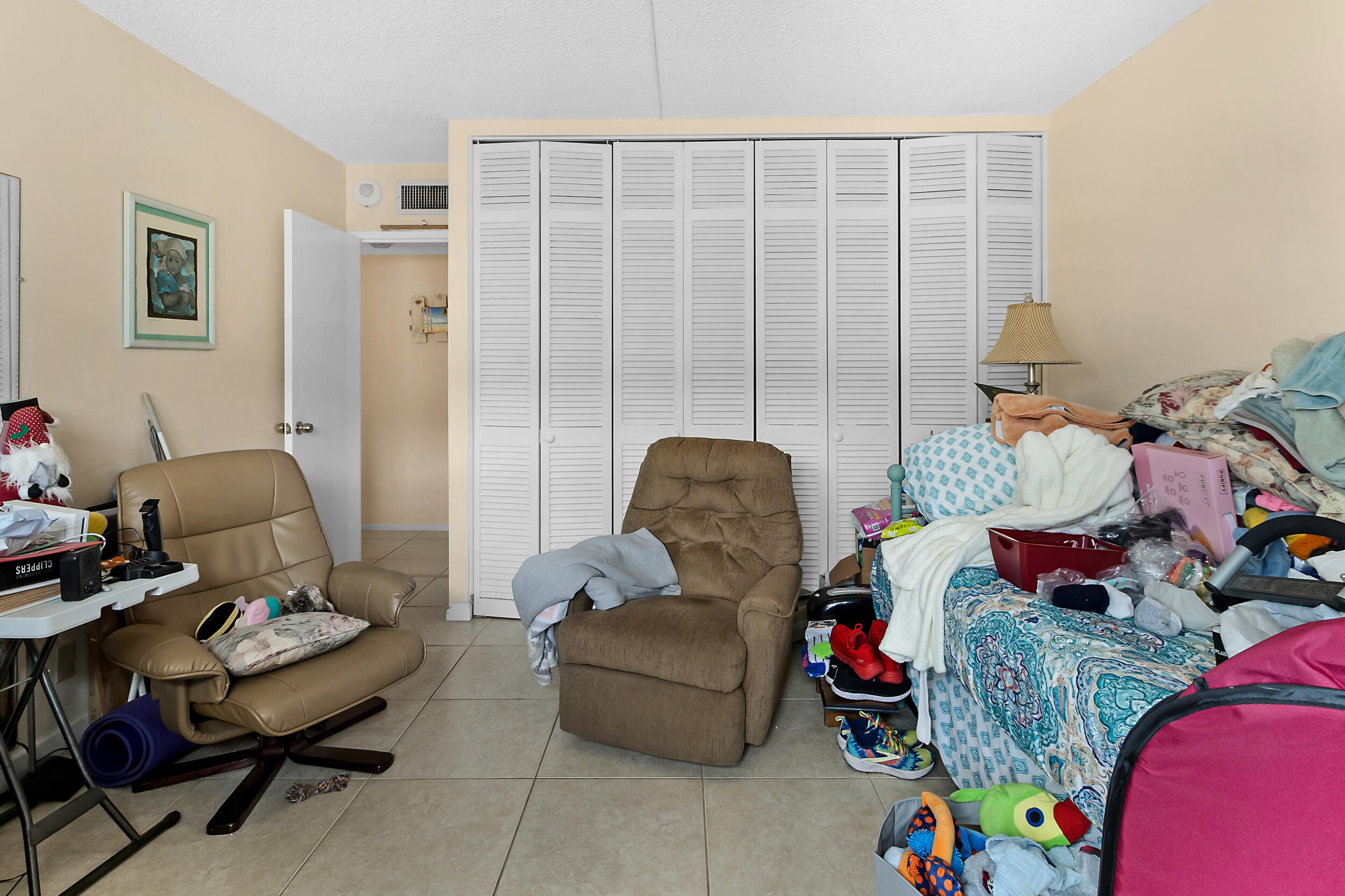 SEA MONARCH CONDO - Residential