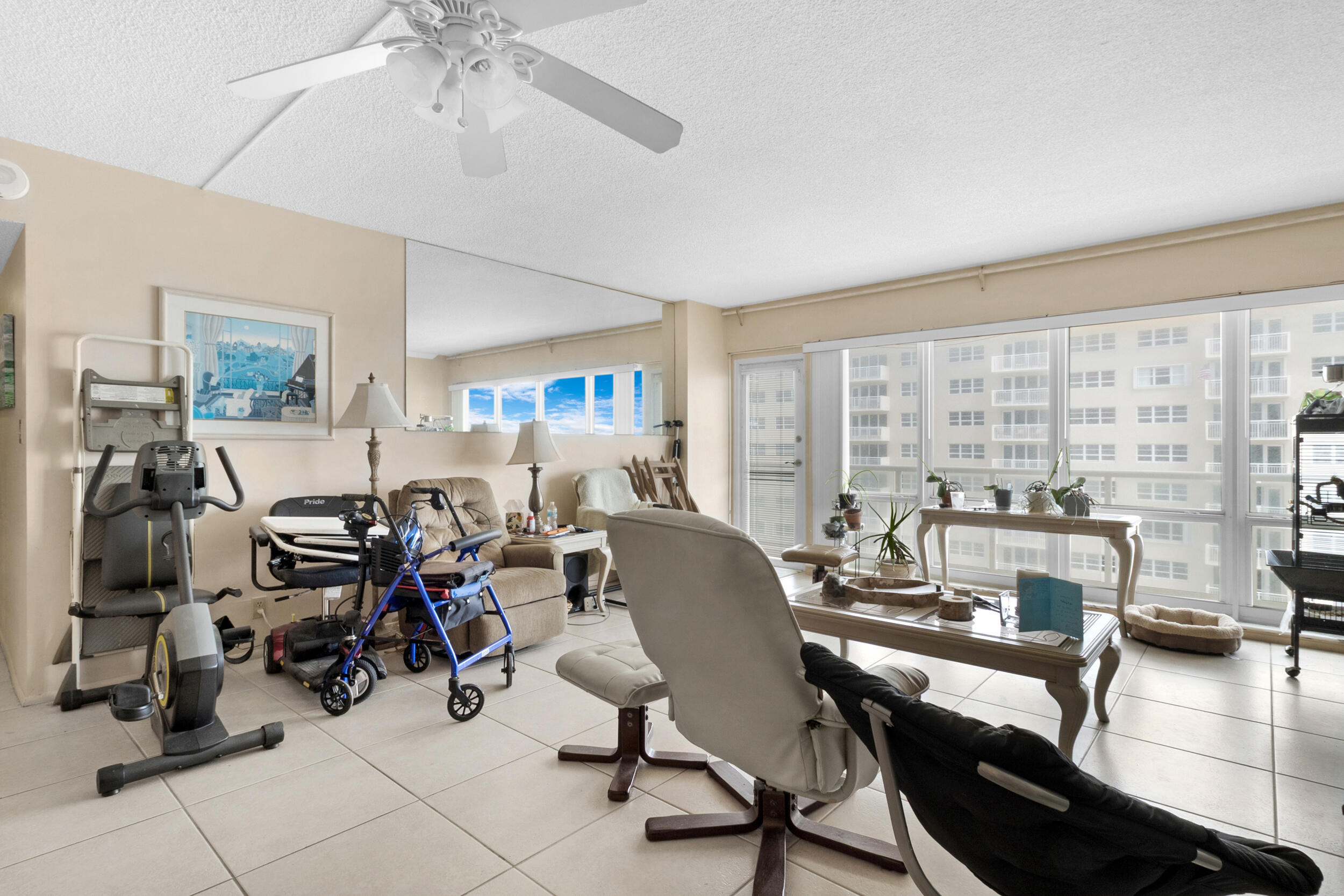 SEA MONARCH CONDO - Residential