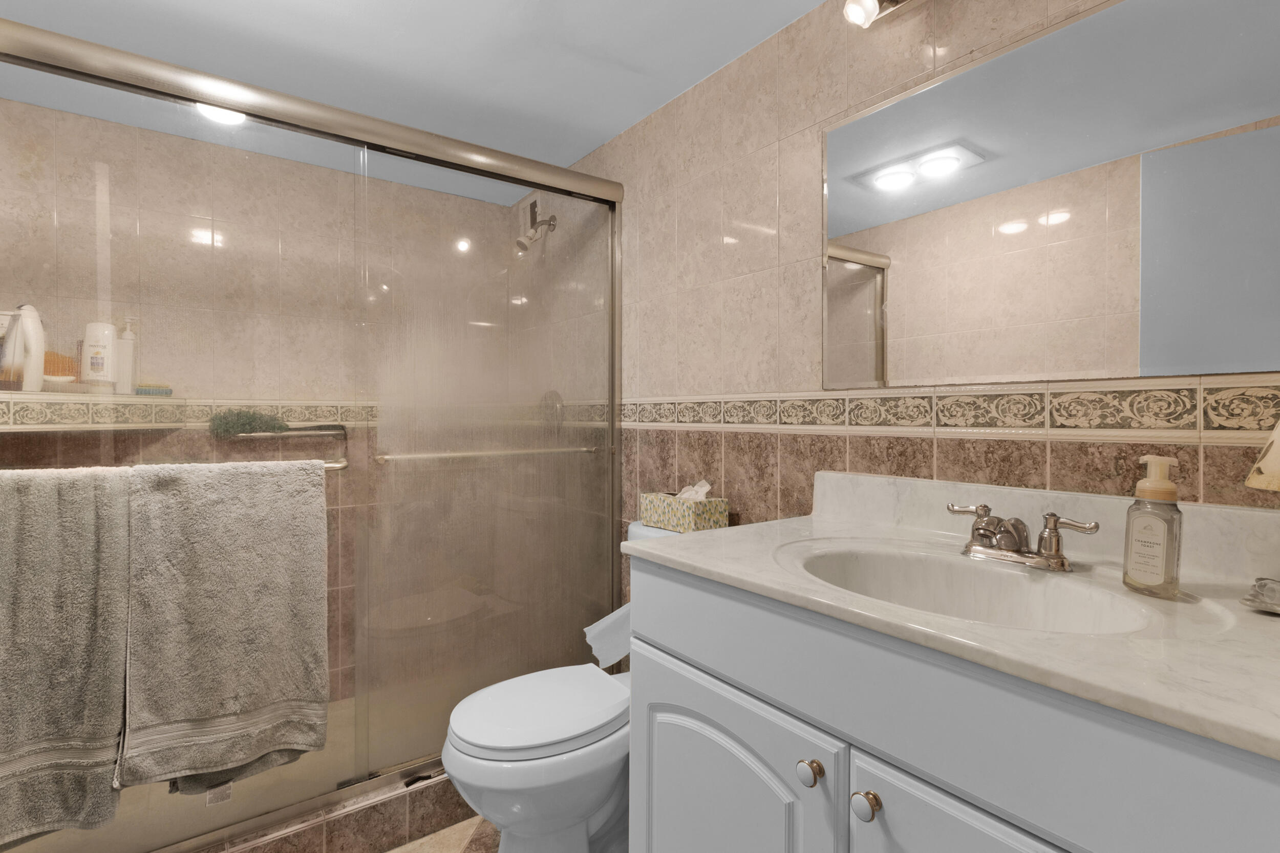 SEA MONARCH CONDO - Residential