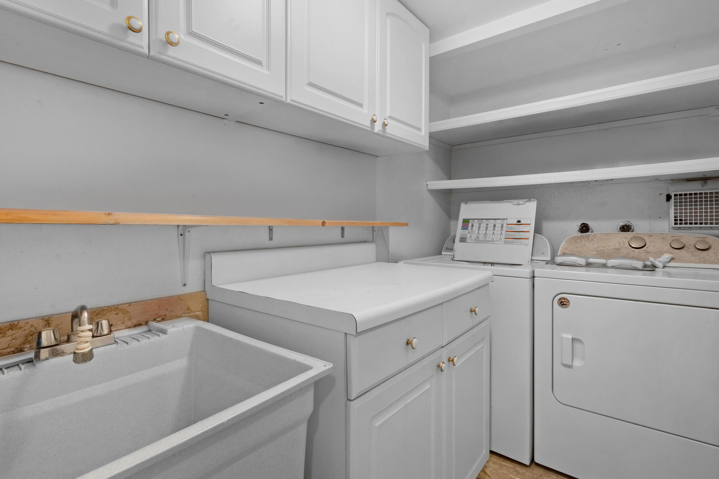 SEA MONARCH CONDO - Residential