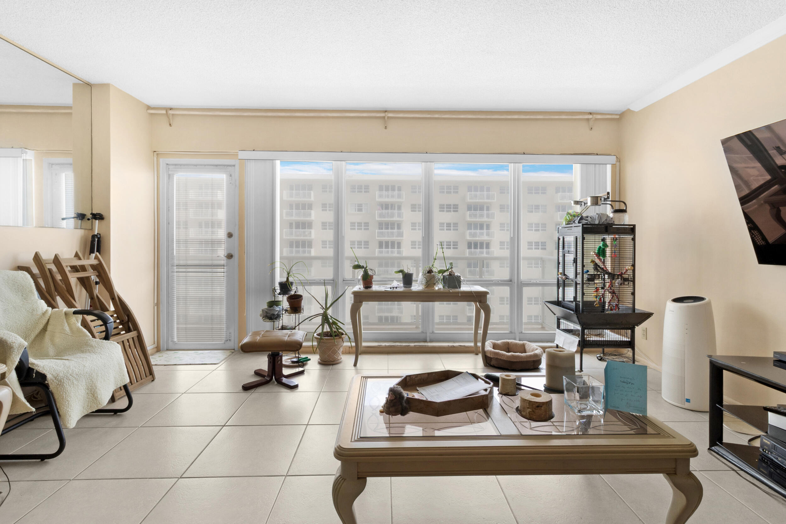 SEA MONARCH CONDO - Residential