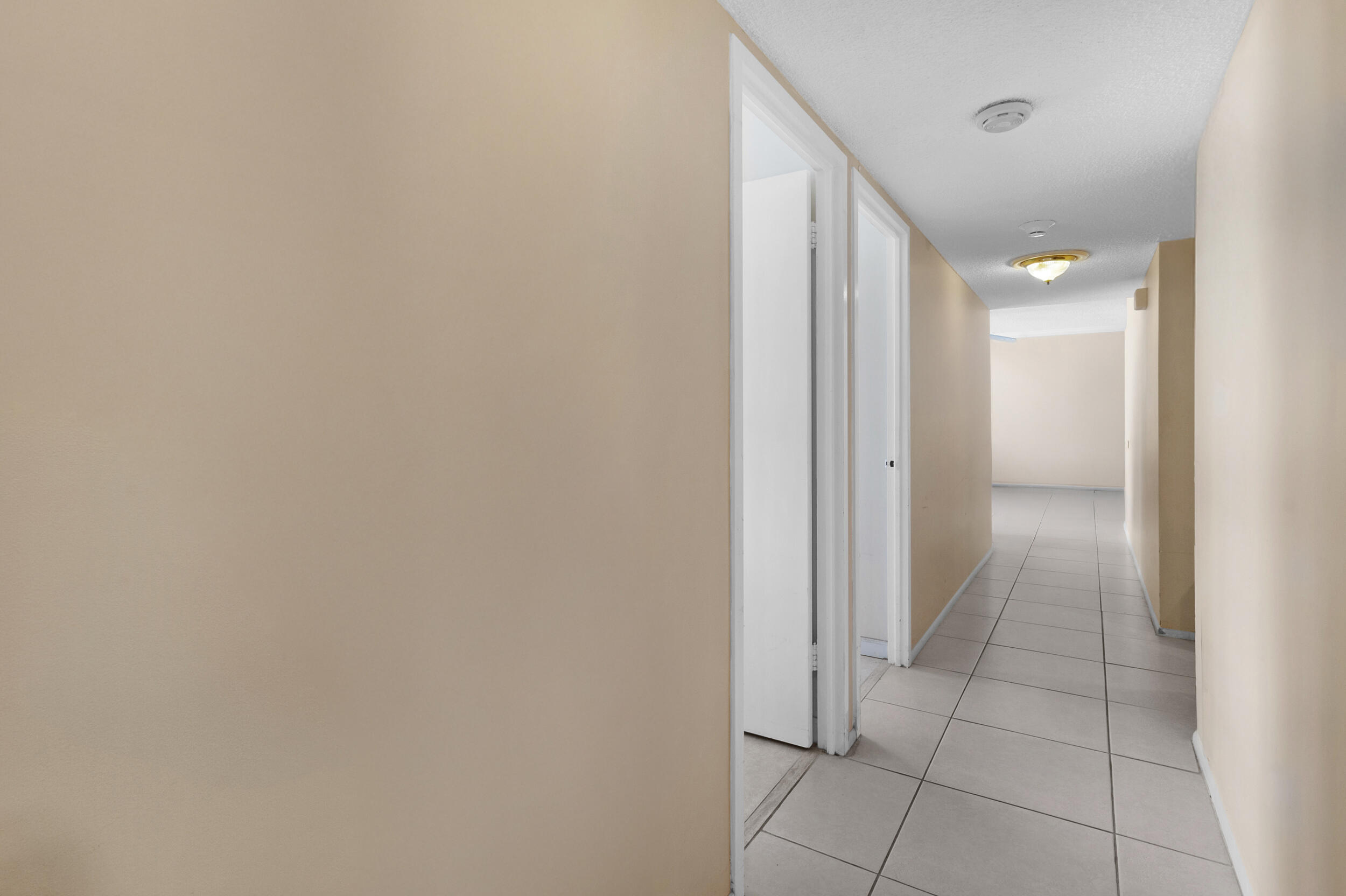 SEA MONARCH CONDO - Residential