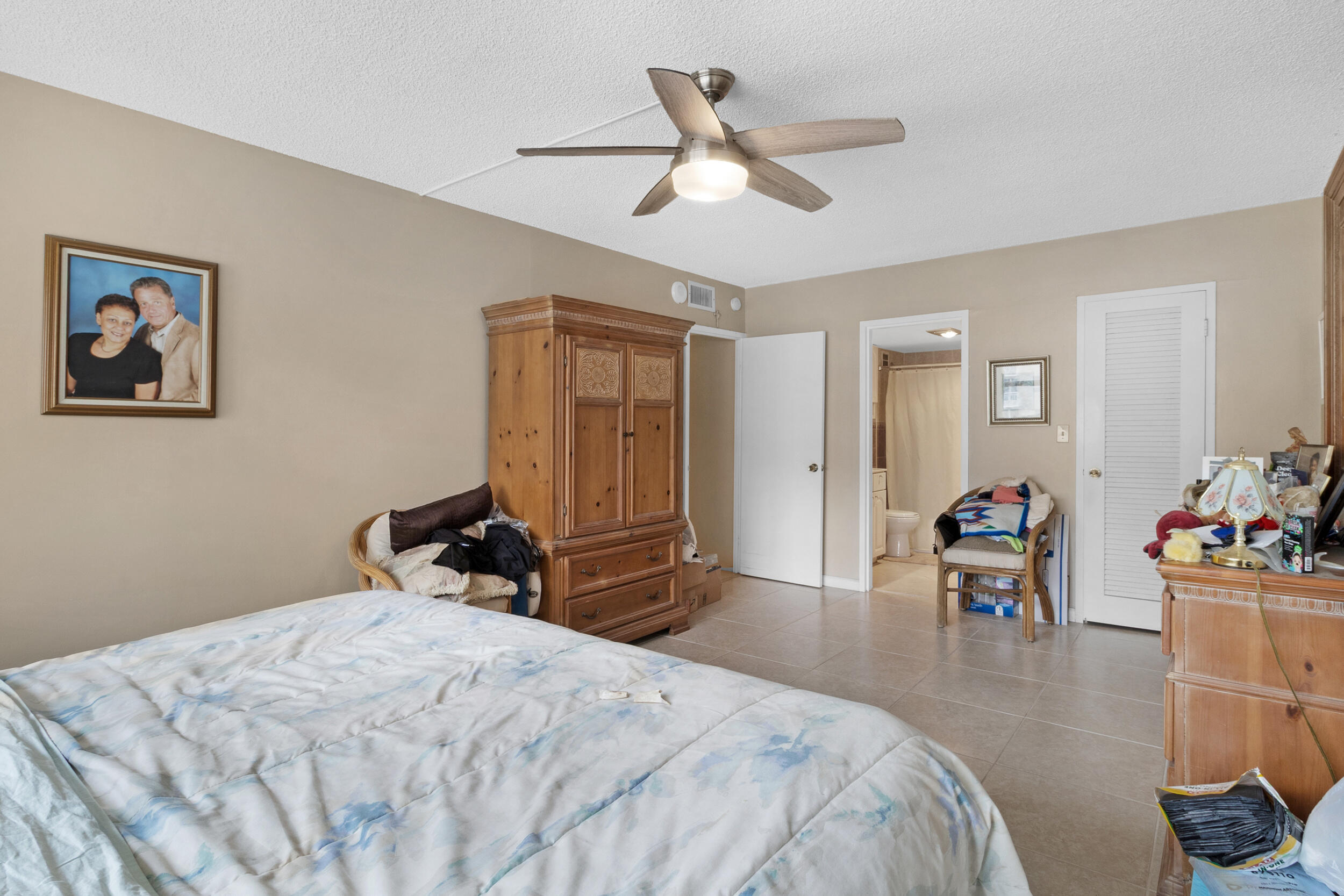SEA MONARCH CONDO - Residential