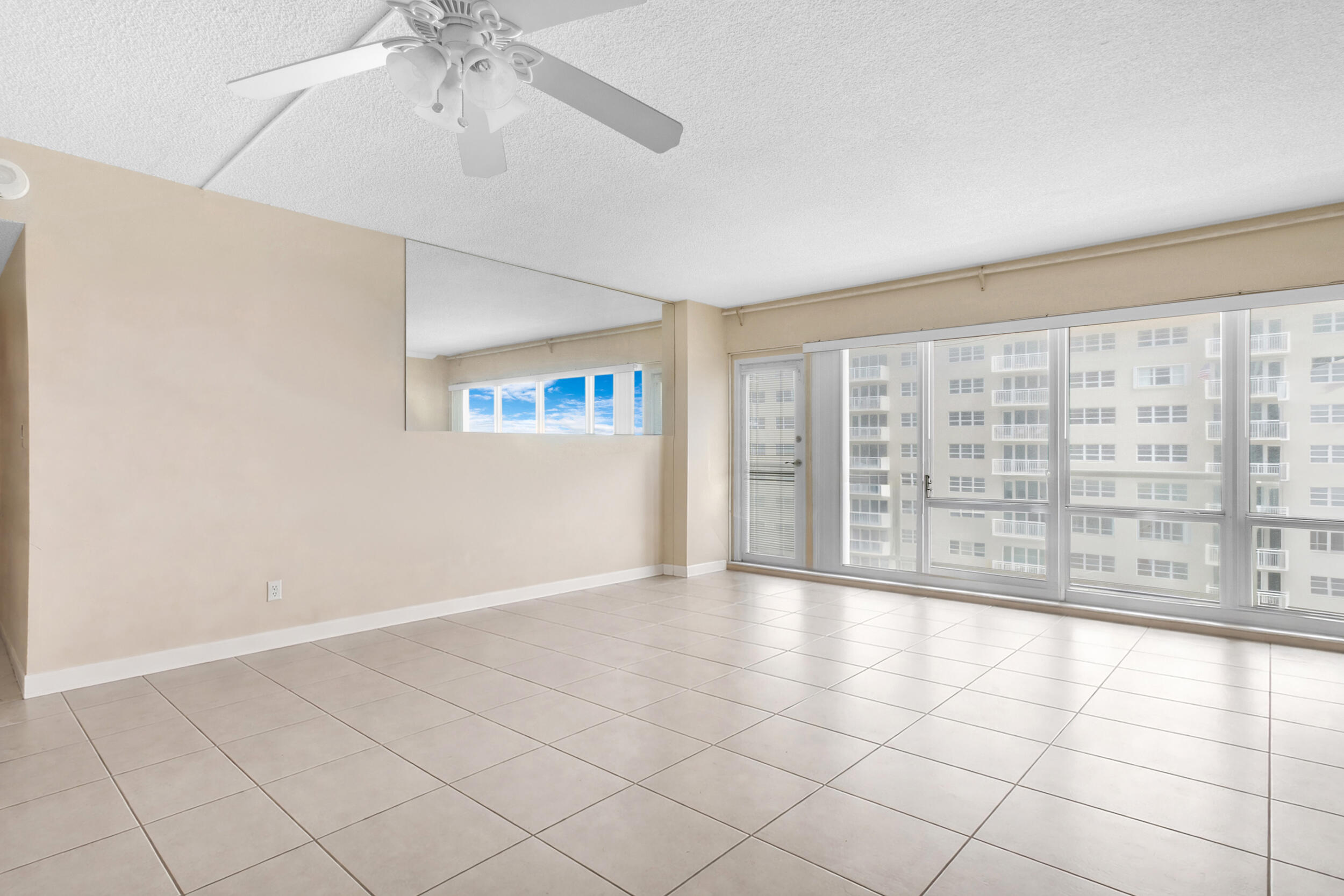 SEA MONARCH CONDO - Residential