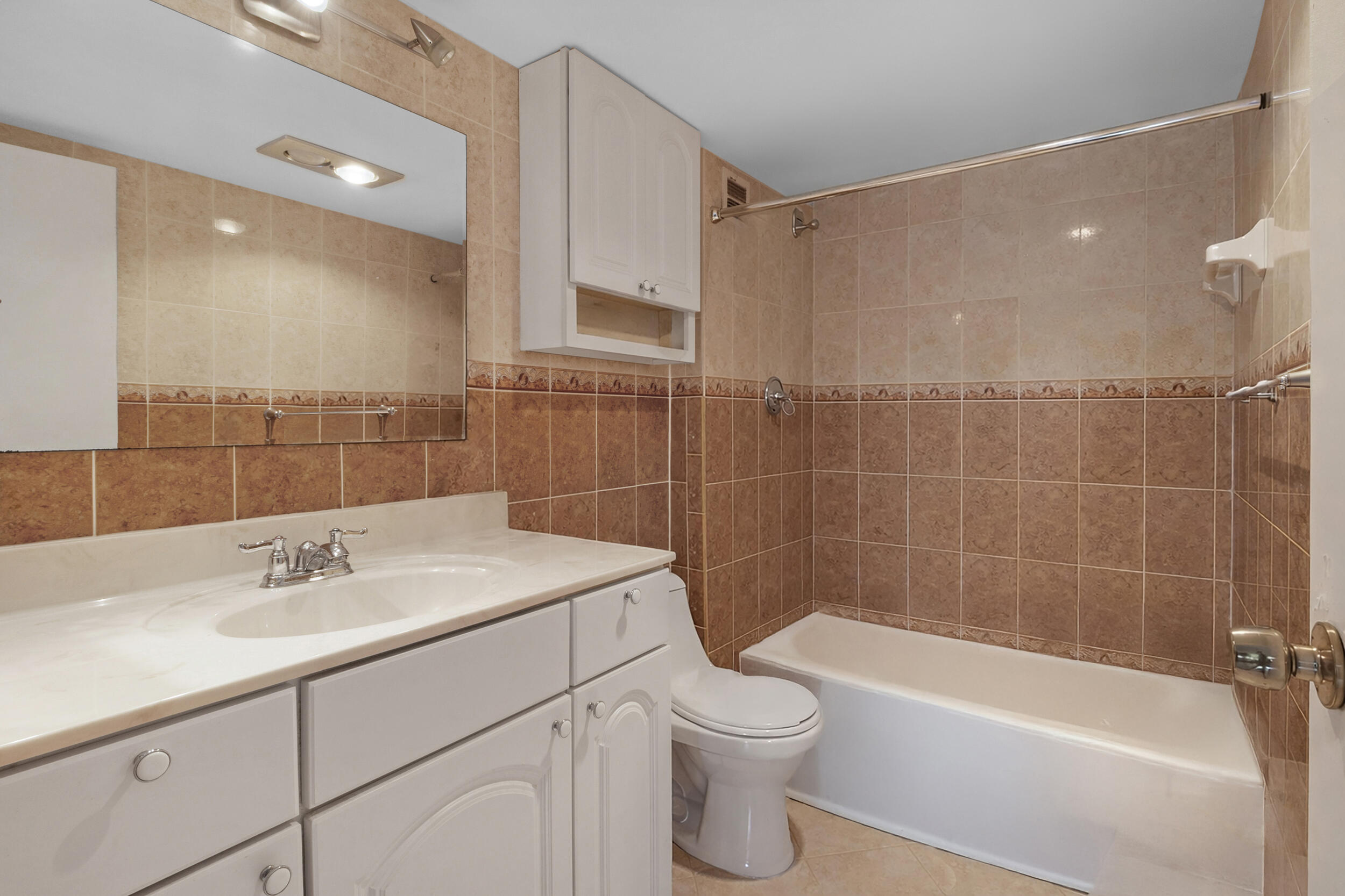 SEA MONARCH CONDO - Residential