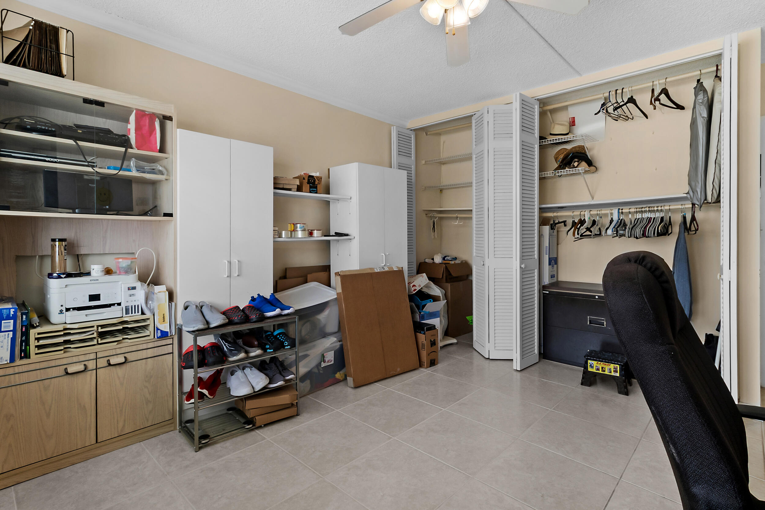 SEA MONARCH CONDO - Residential