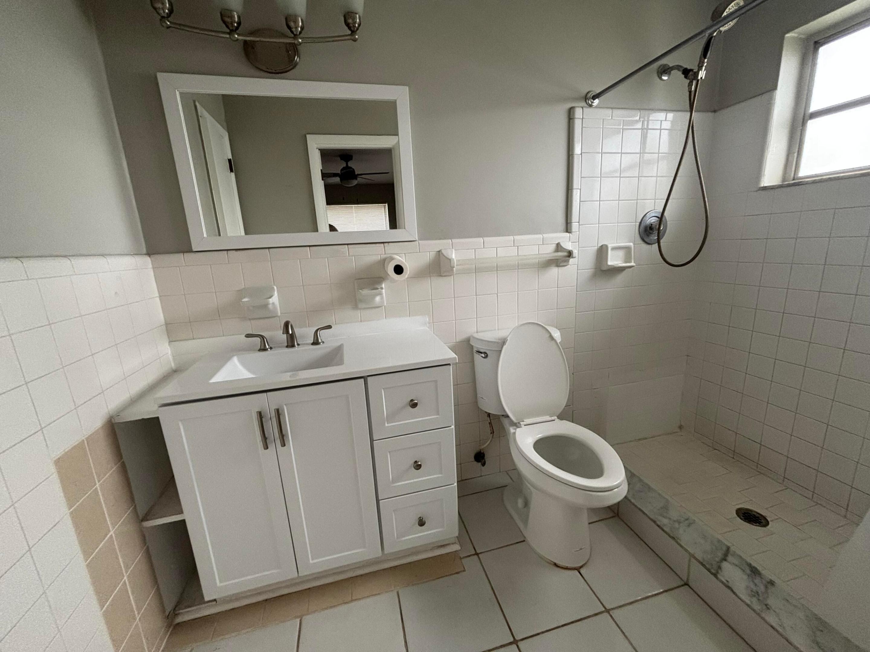 ROYAL PINES - Residential Lease