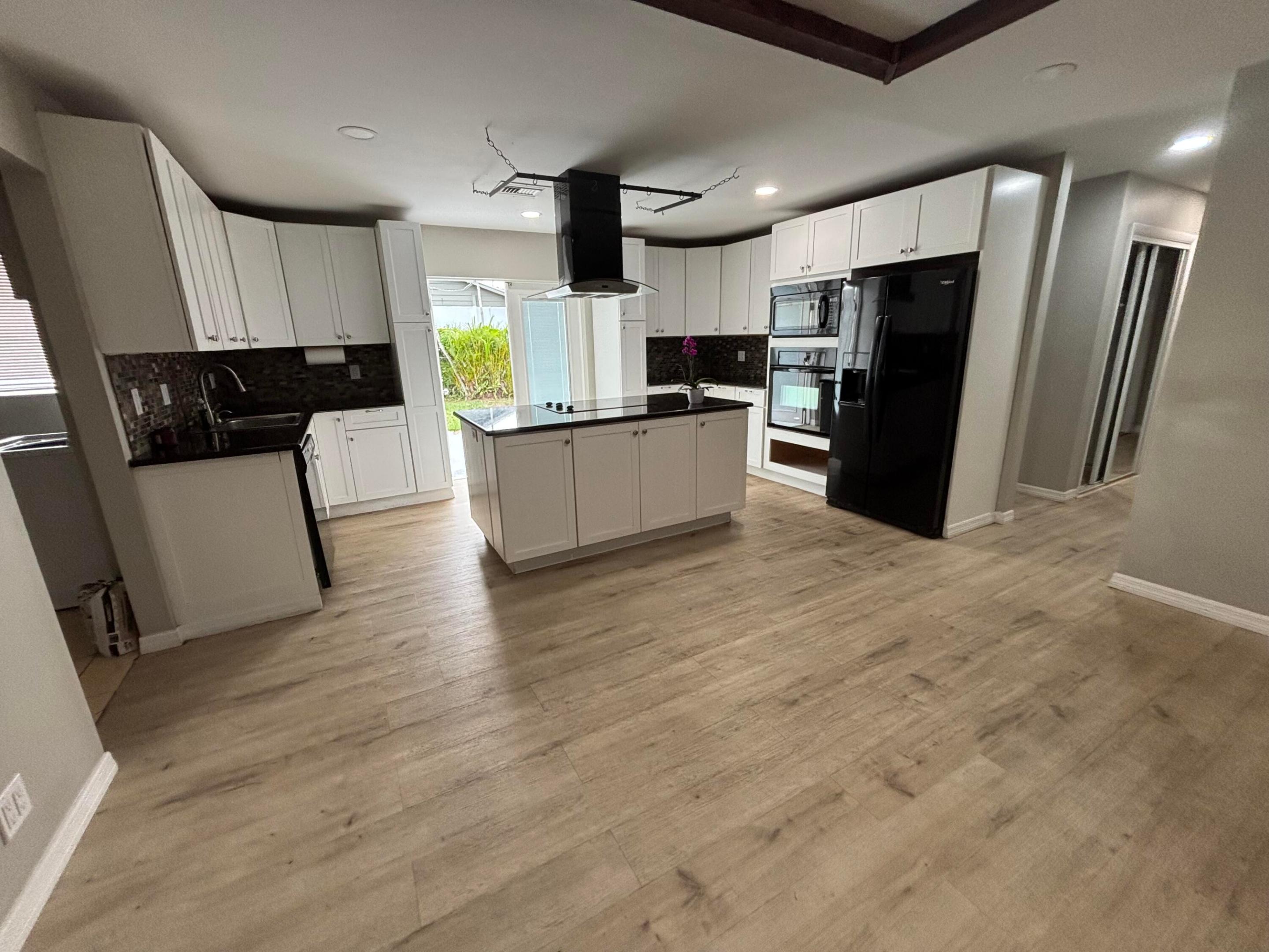 ROYAL PINES - Residential Lease