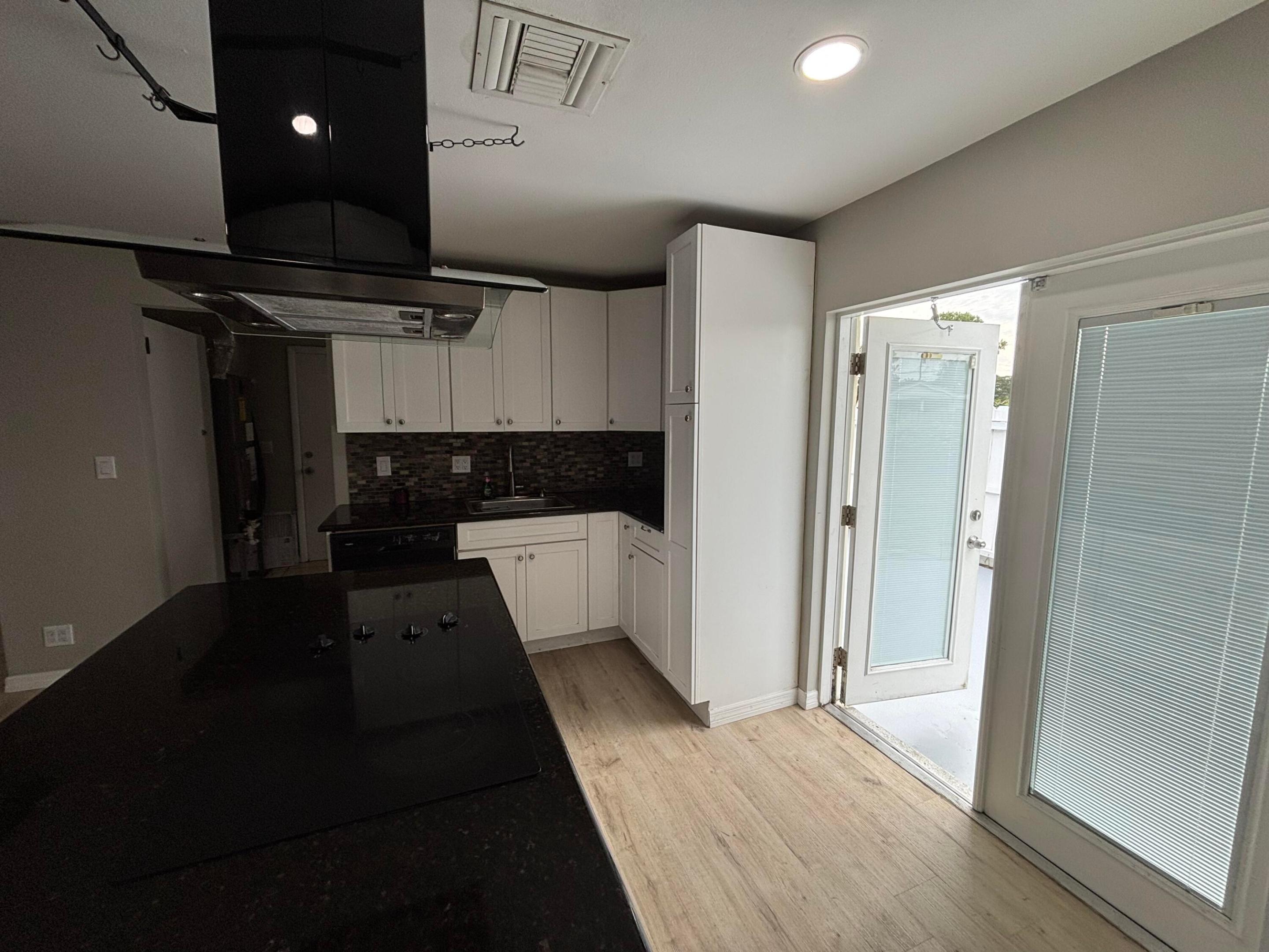ROYAL PINES - Residential Lease