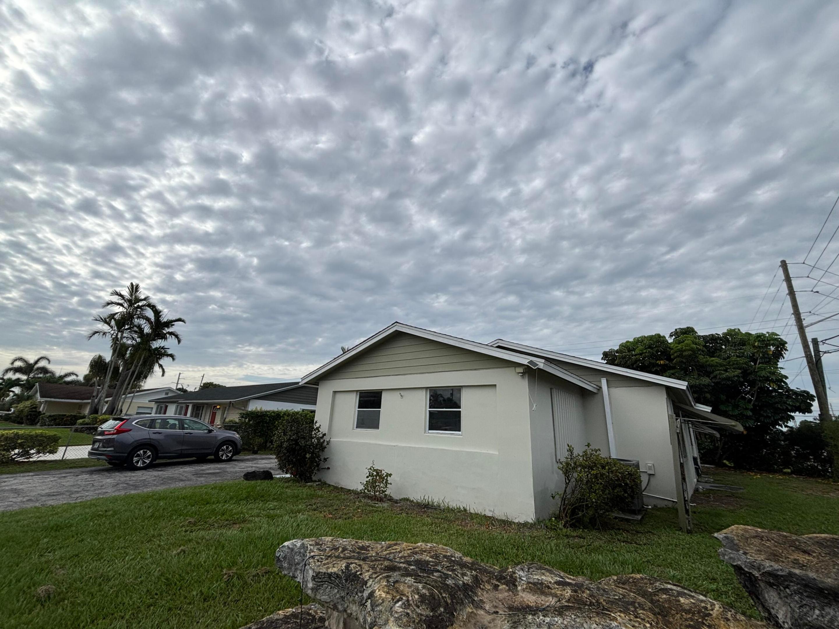 ROYAL PINES - Residential Lease
